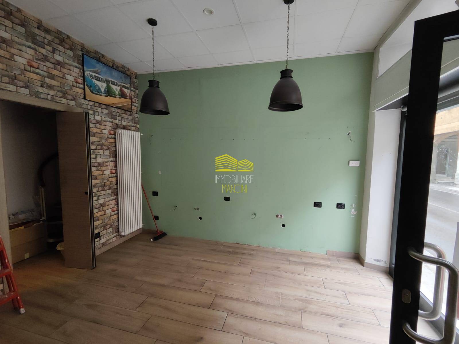 Negozio in affitto a Busnago