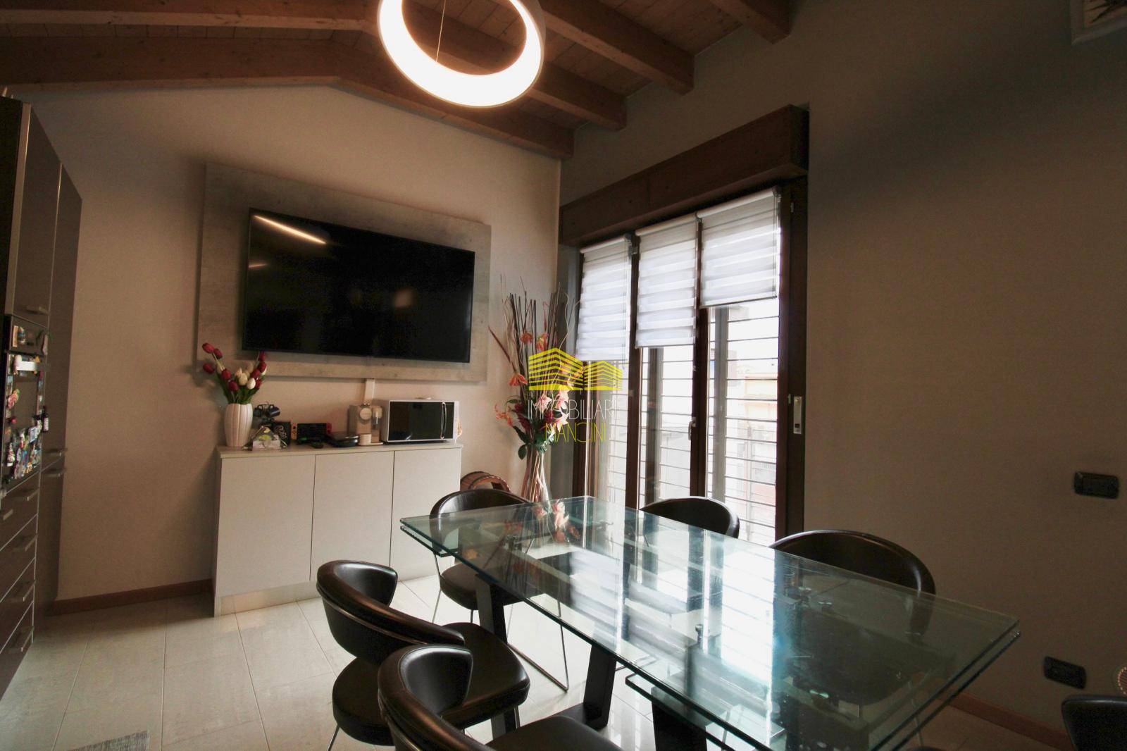 Trilocale in vendita a Cornate d'Adda, Colnago