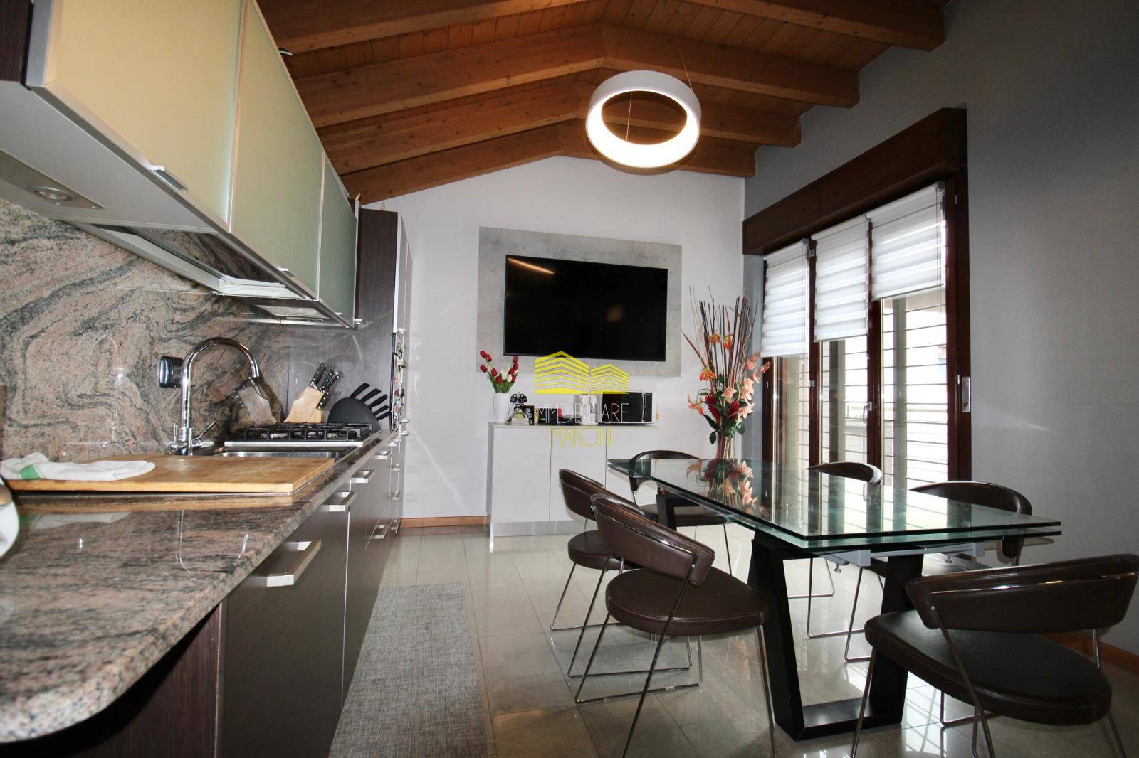 Trilocale in vendita a Cornate d'Adda, Colnago