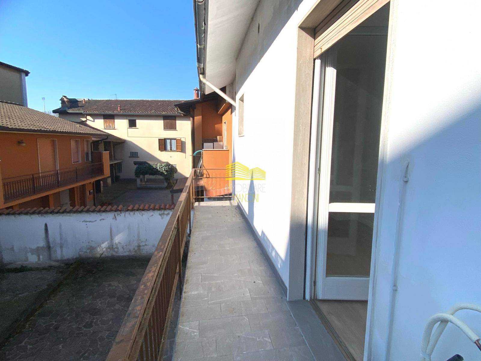 Quadrilocale in vendita a Terno d'Isola