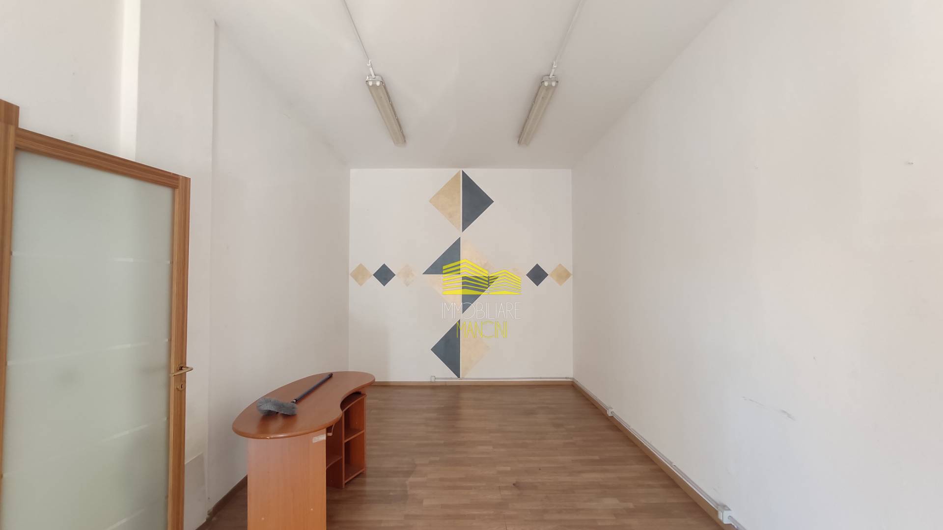 Magazzino commerciale in affitto a Trezzo sull'Adda