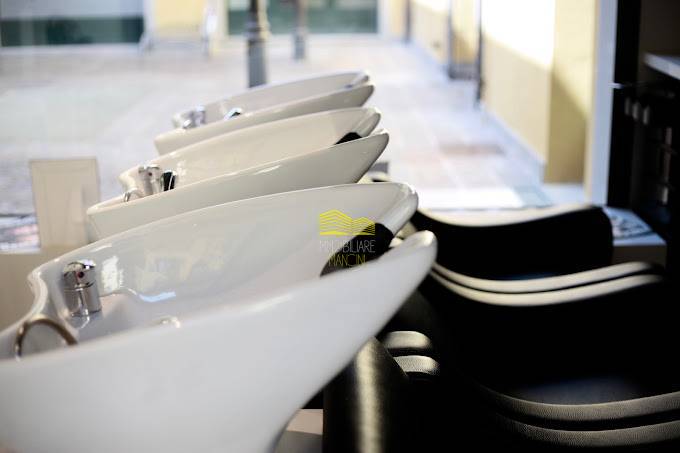 Attivit commerciale in vendita a Treviglio