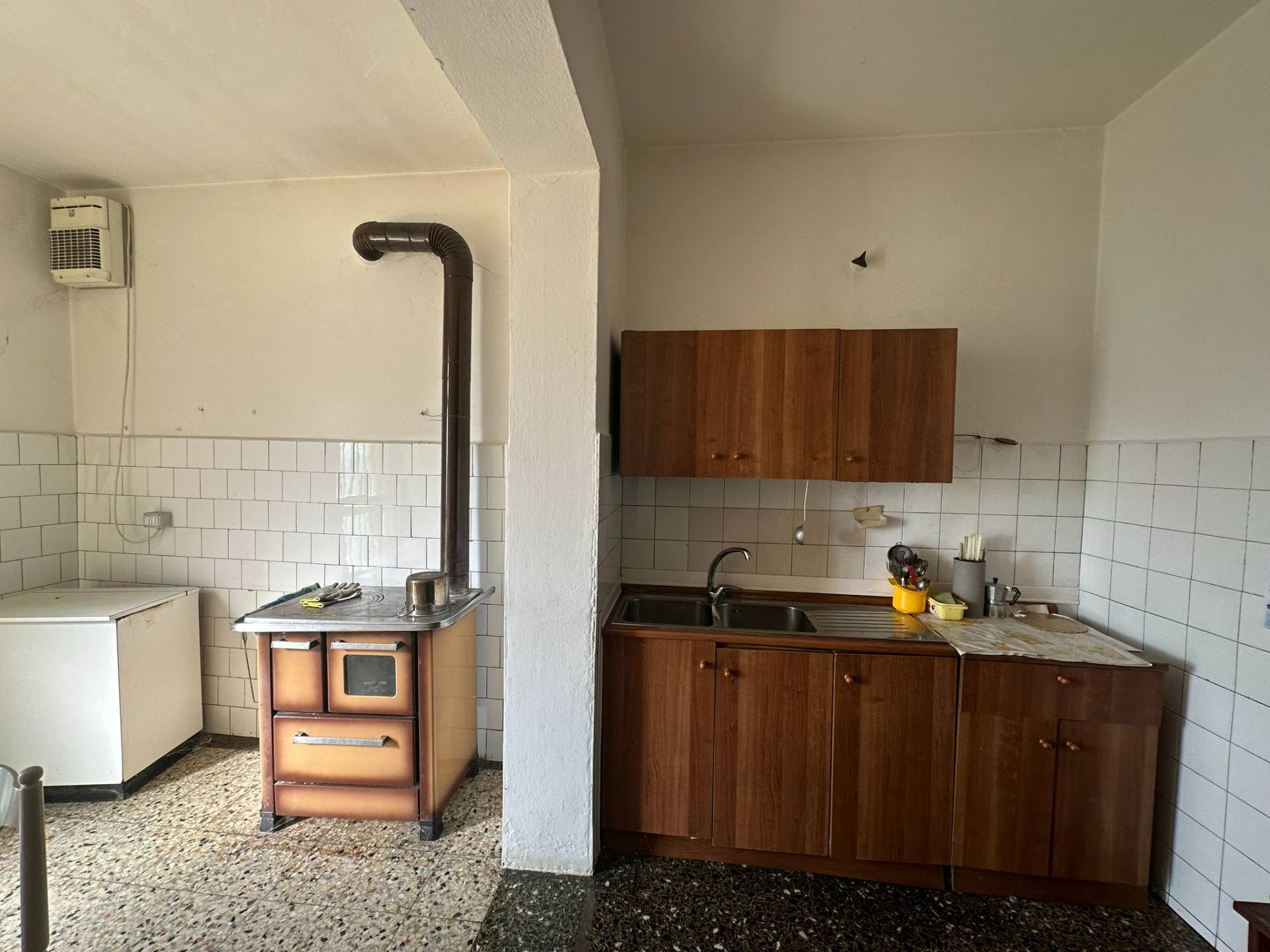 Casa Indipendente in vendita a Forl, Villagrappa