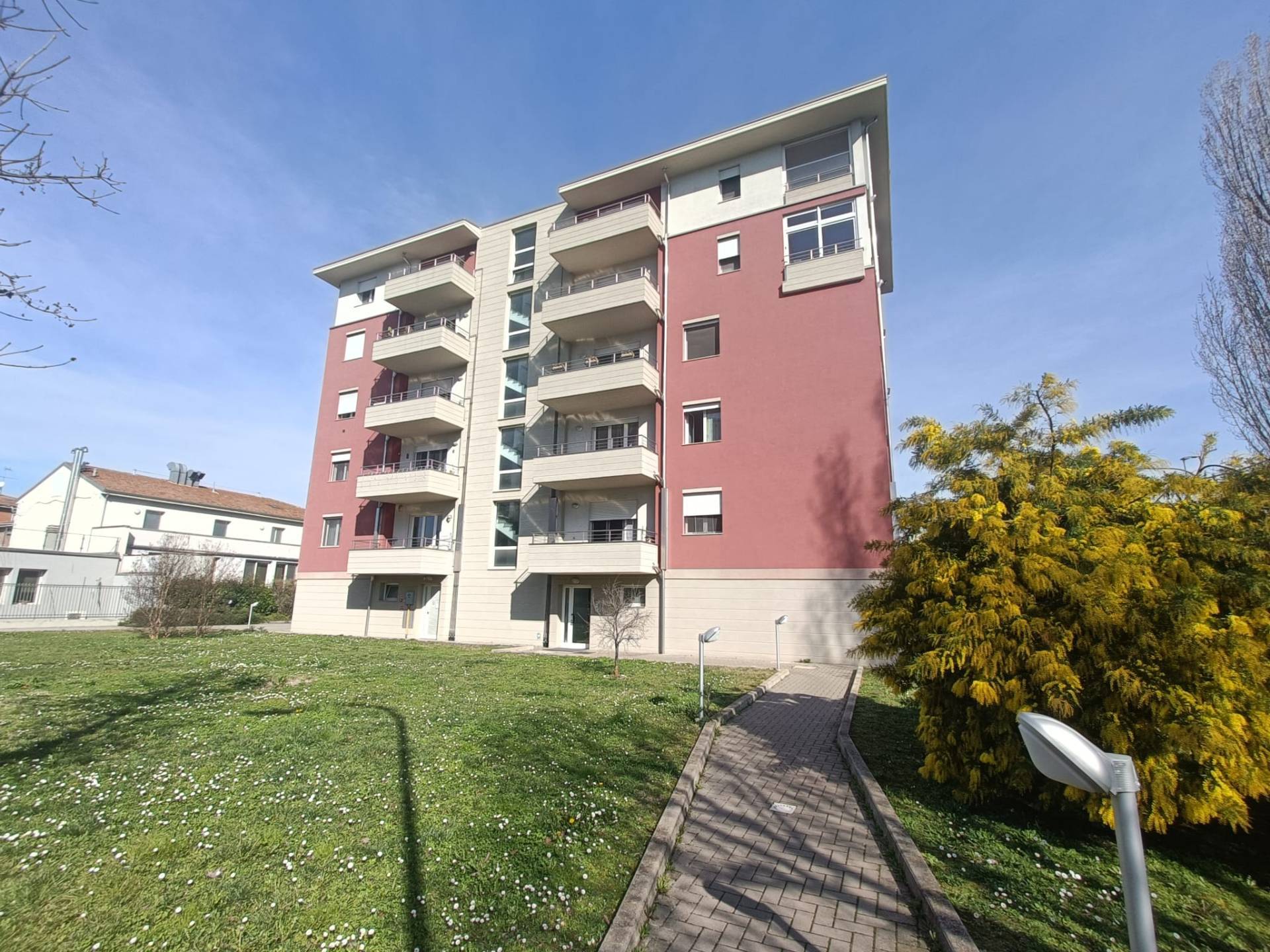 Appartamento in vendita a Bologna