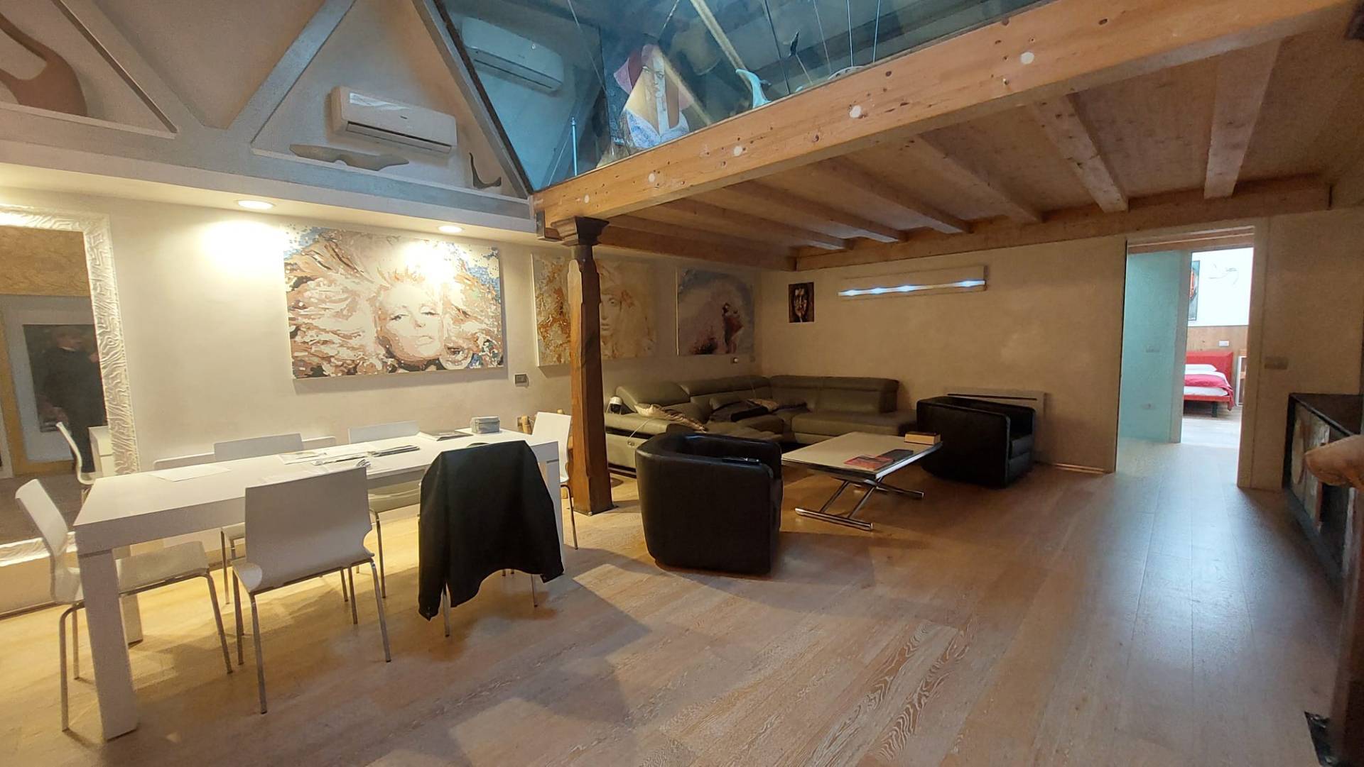 Show room in vendita a Castel San Pietro Terme