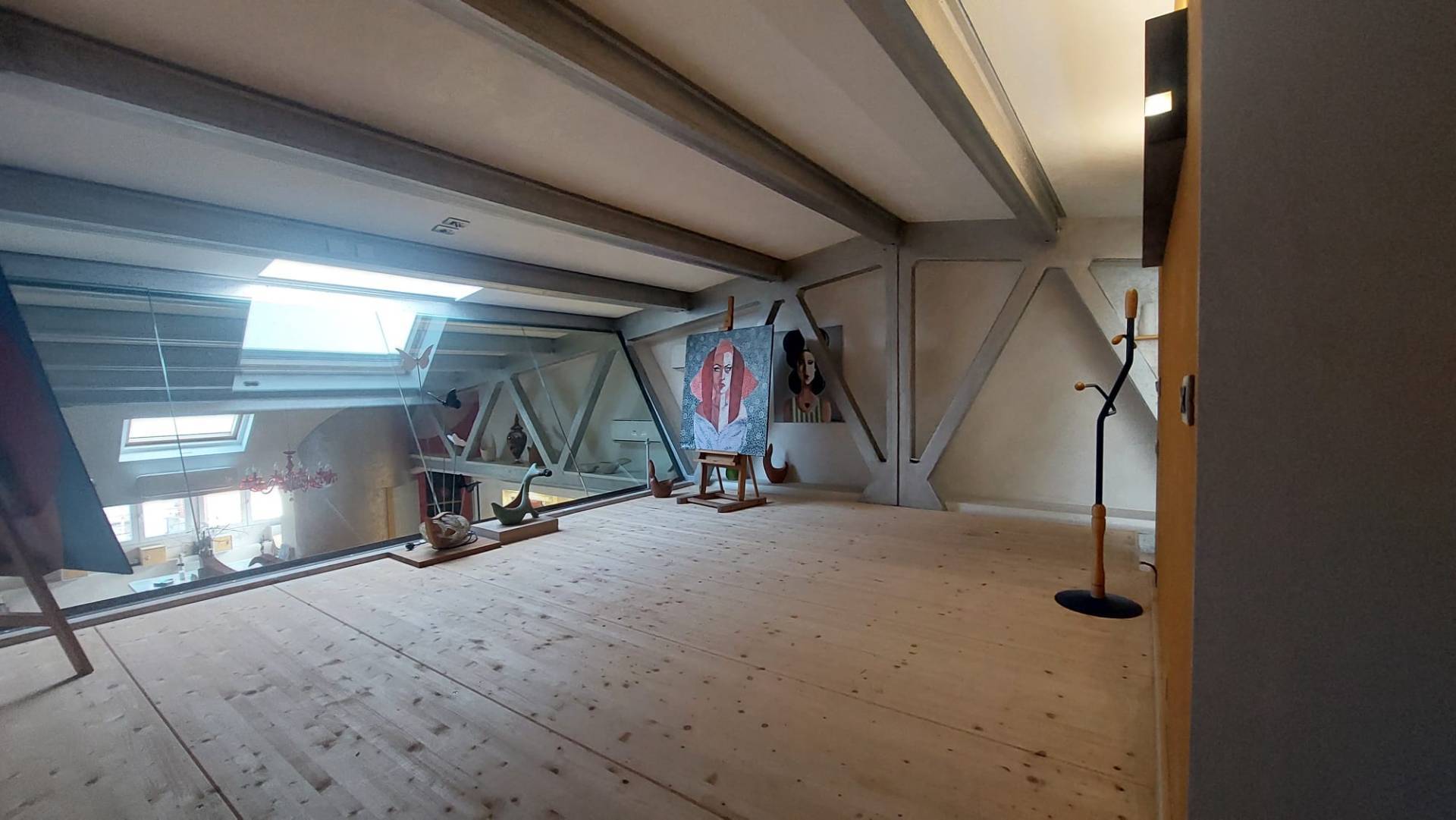 Show room in vendita a Castel San Pietro Terme