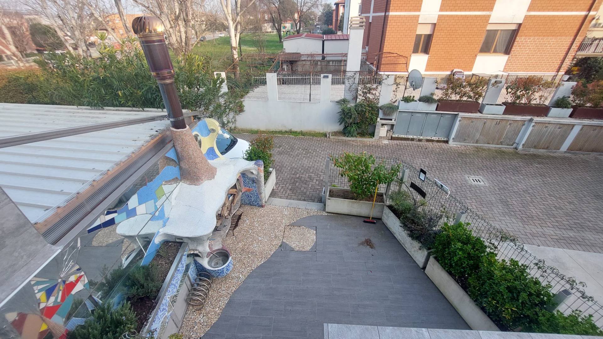 Show room in vendita a Castel San Pietro Terme