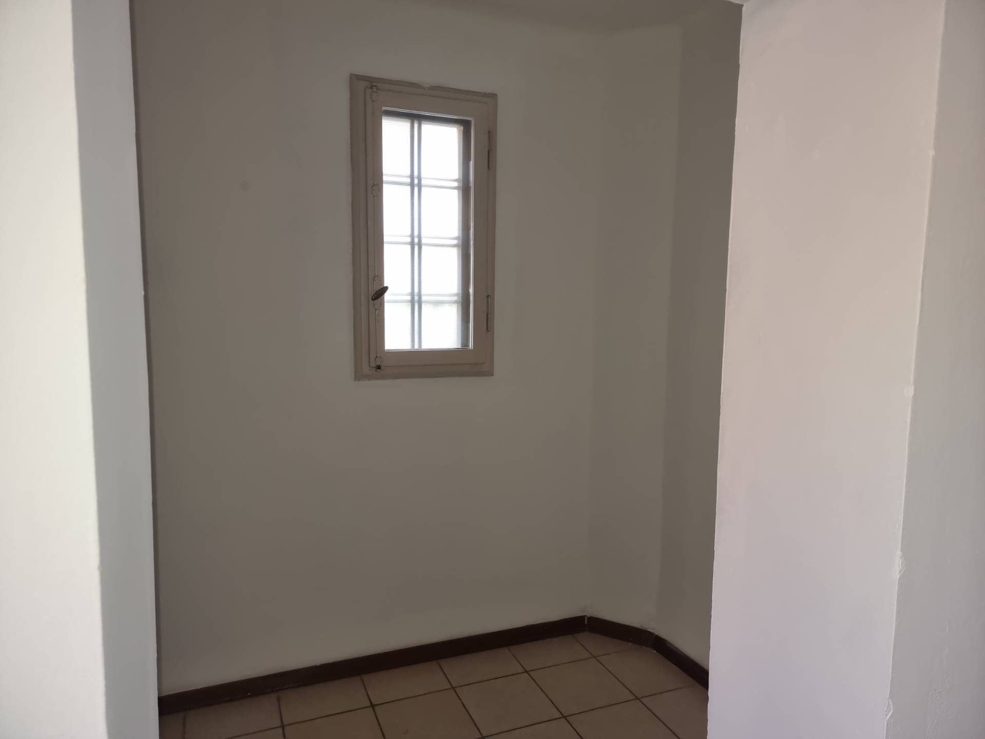 Locale Commerciale in affitto a San Lazzaro di Savena, San Lazzaro Centro