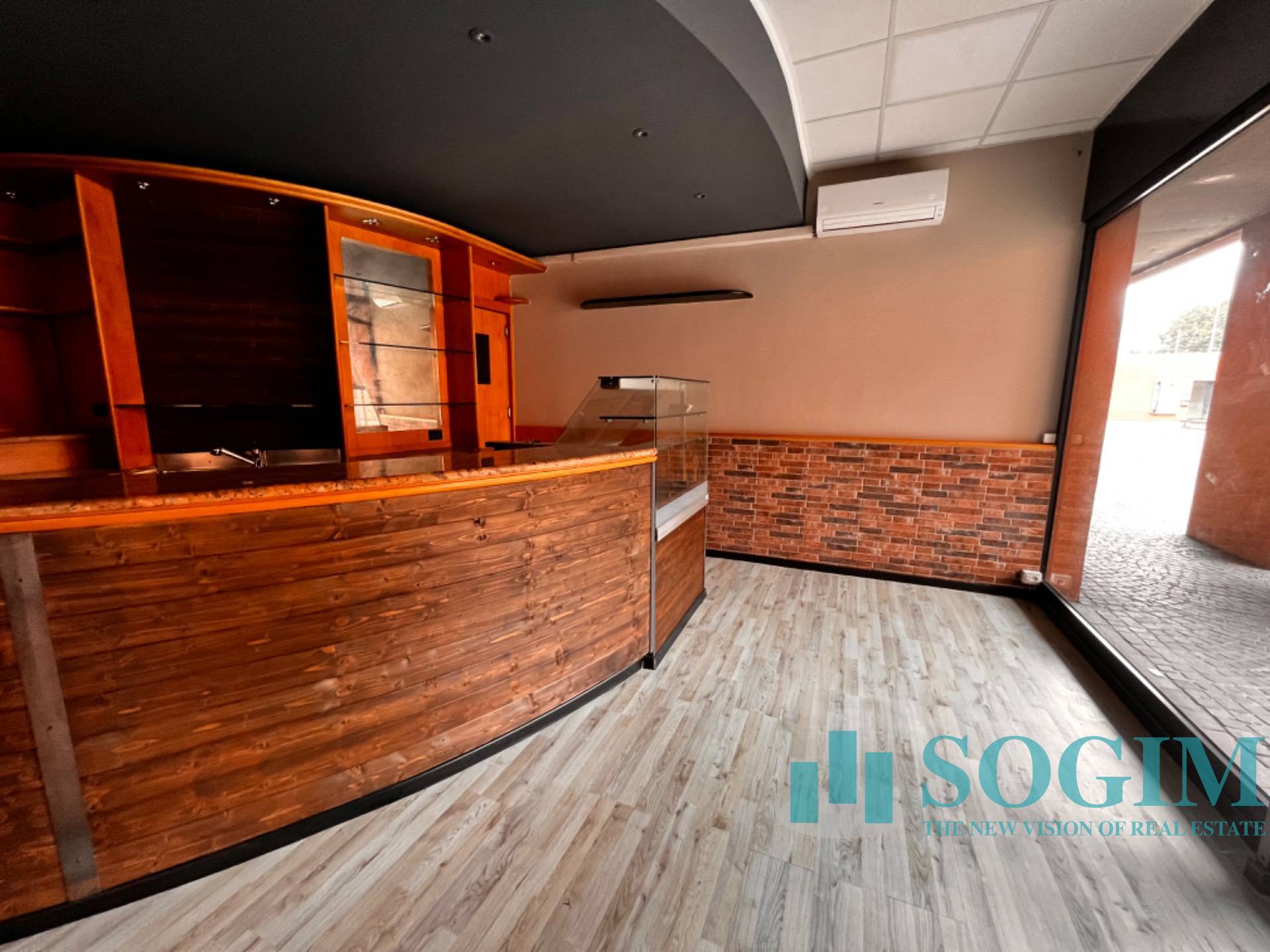 Negozio in vendita a Como