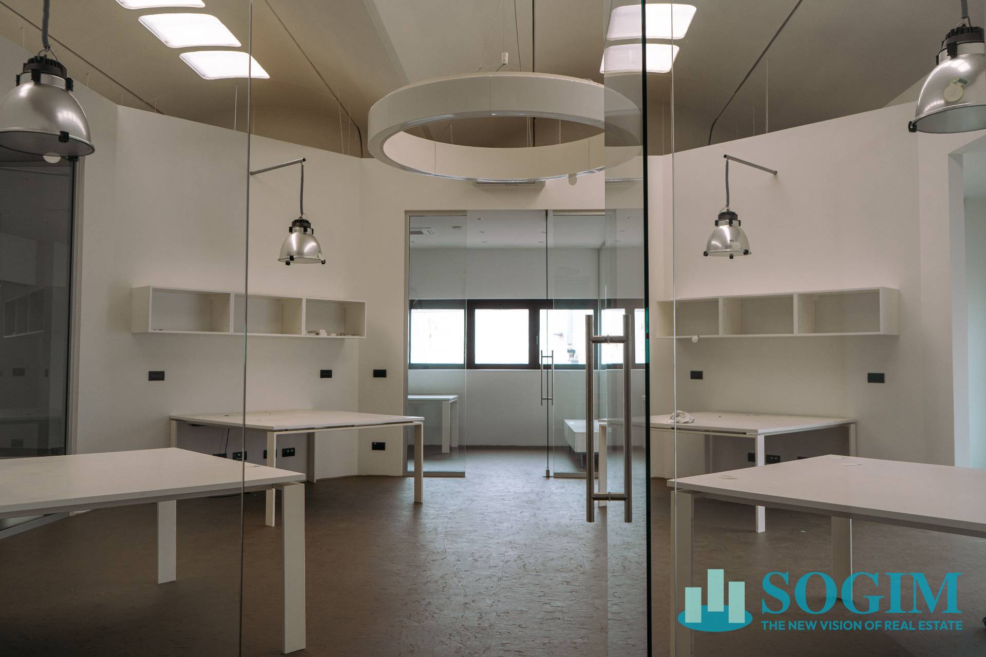 Capannone in vendita a Cant