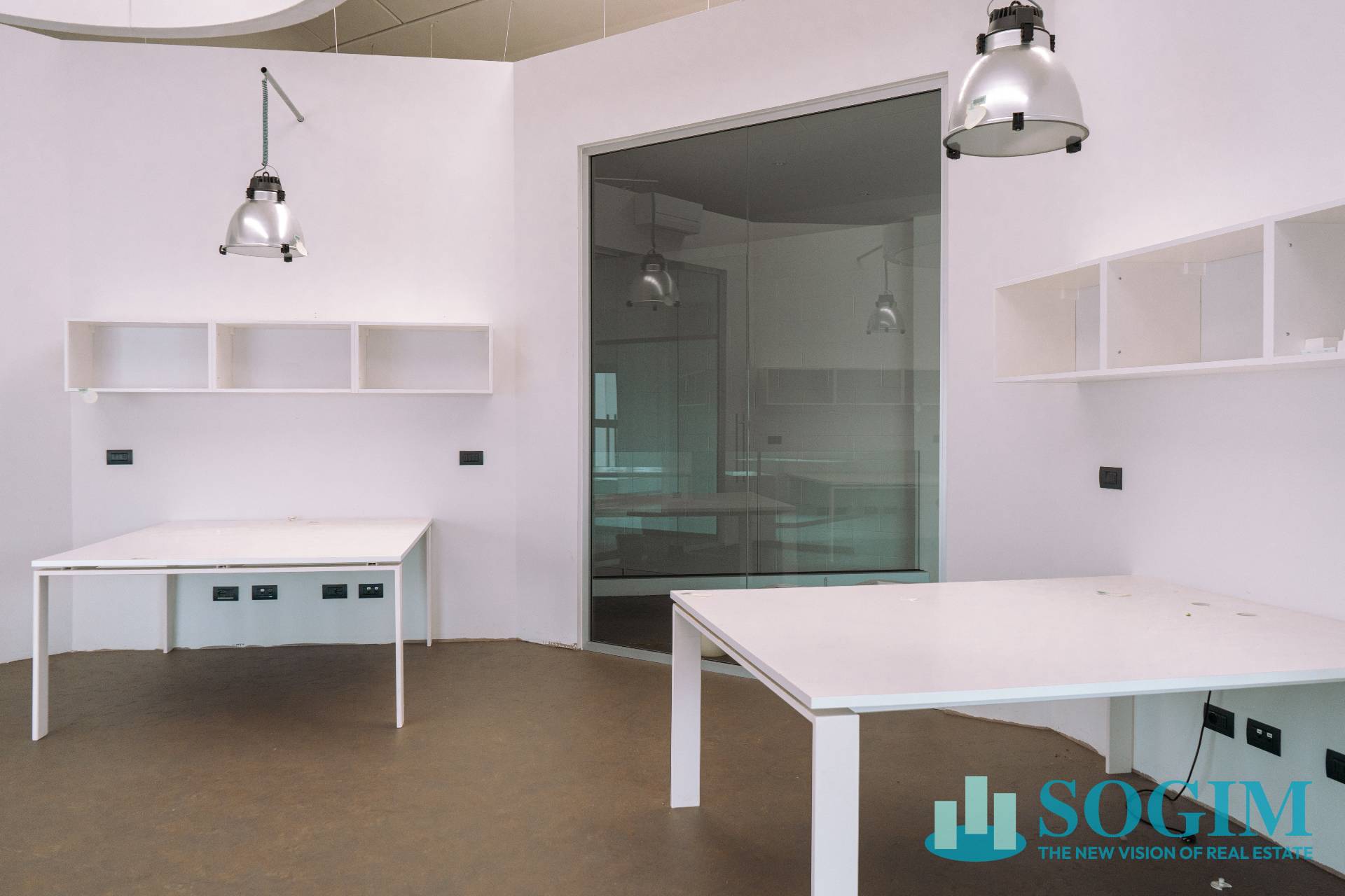 Capannone in vendita a Cant