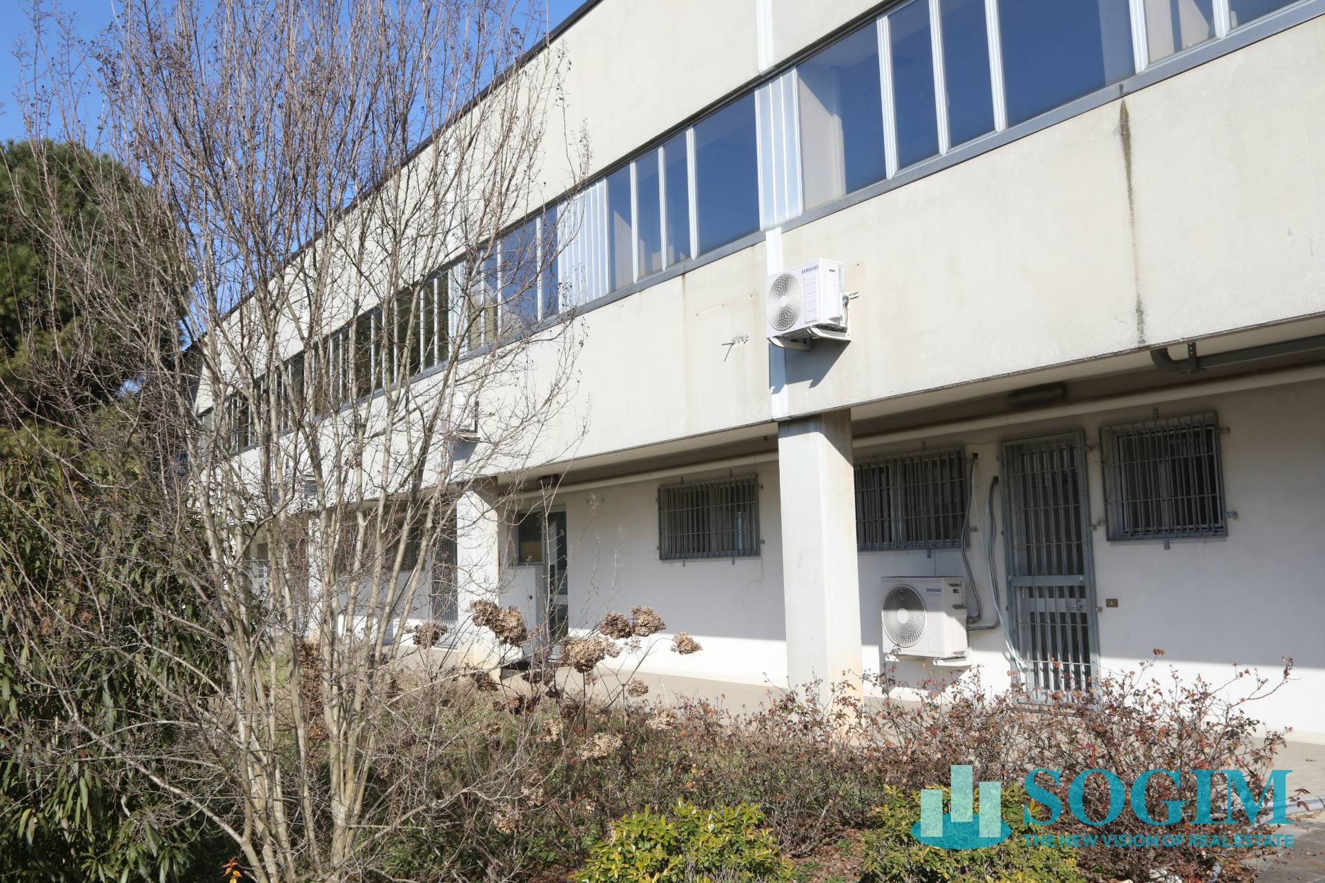 Capannone in vendita a Mozzate