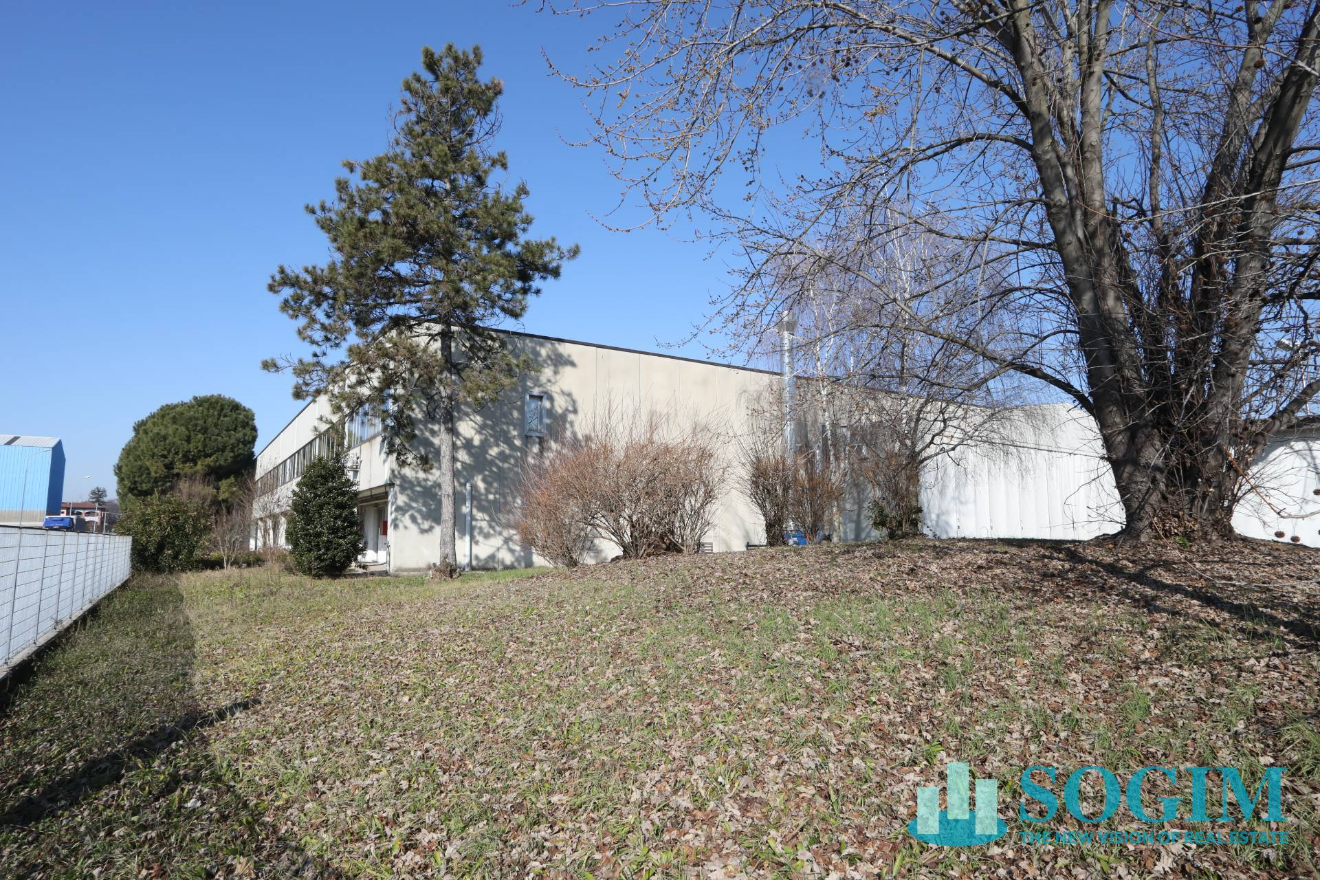 Capannone in affitto a Mozzate