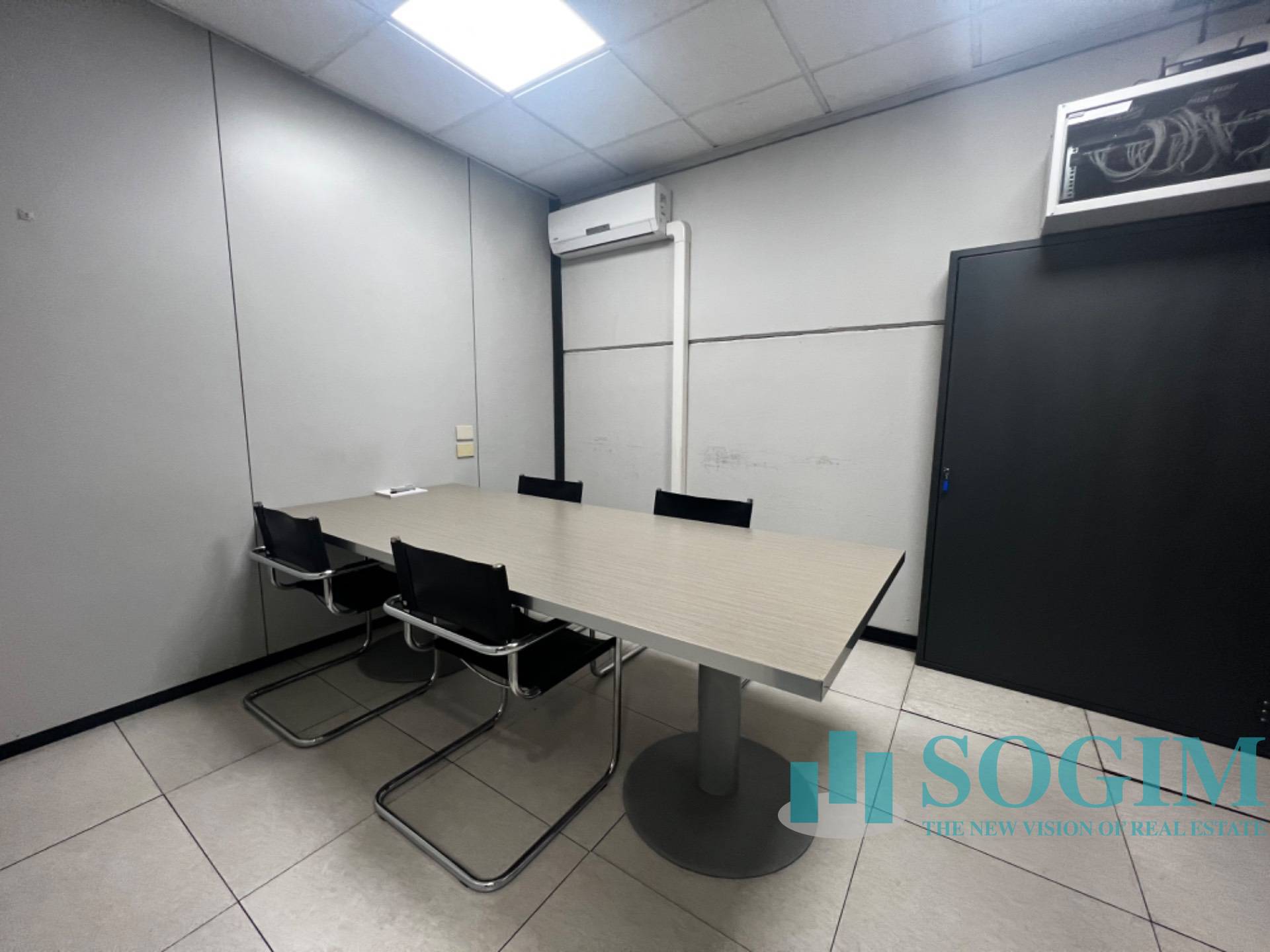 Capannone + Palazzina Uffici in vendita a Alserio