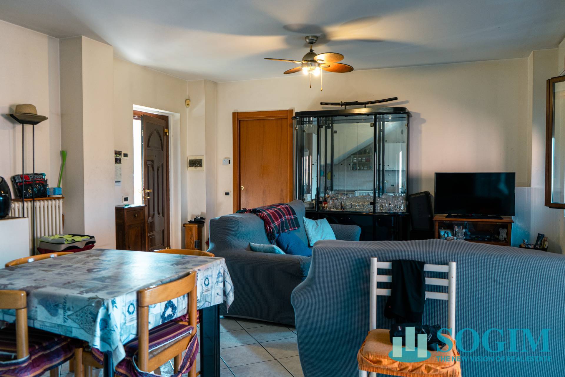 Appartamento in vendita a Figino Serenza