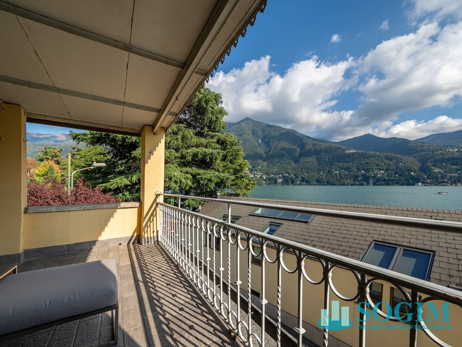 Appartamento in vendita a Laglio