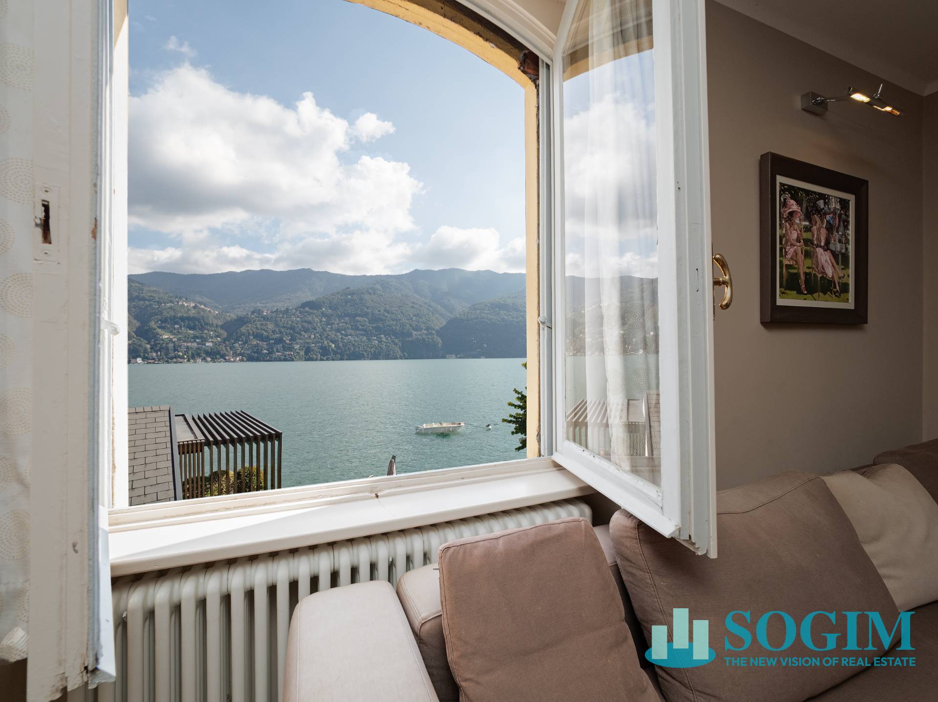 Appartamento in vendita a Laglio