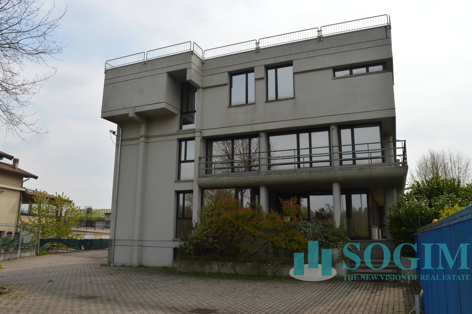 Capannone in vendita a Olgiate Comasco