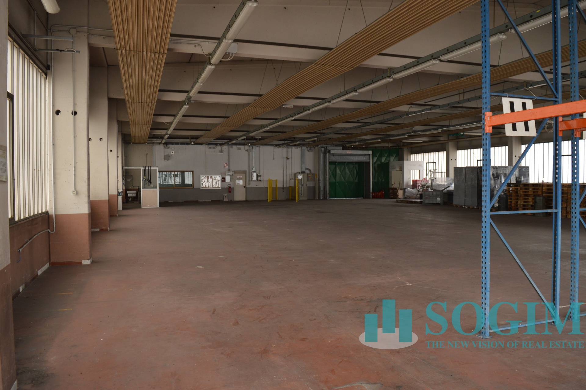 Capannone in vendita a Olgiate Comasco