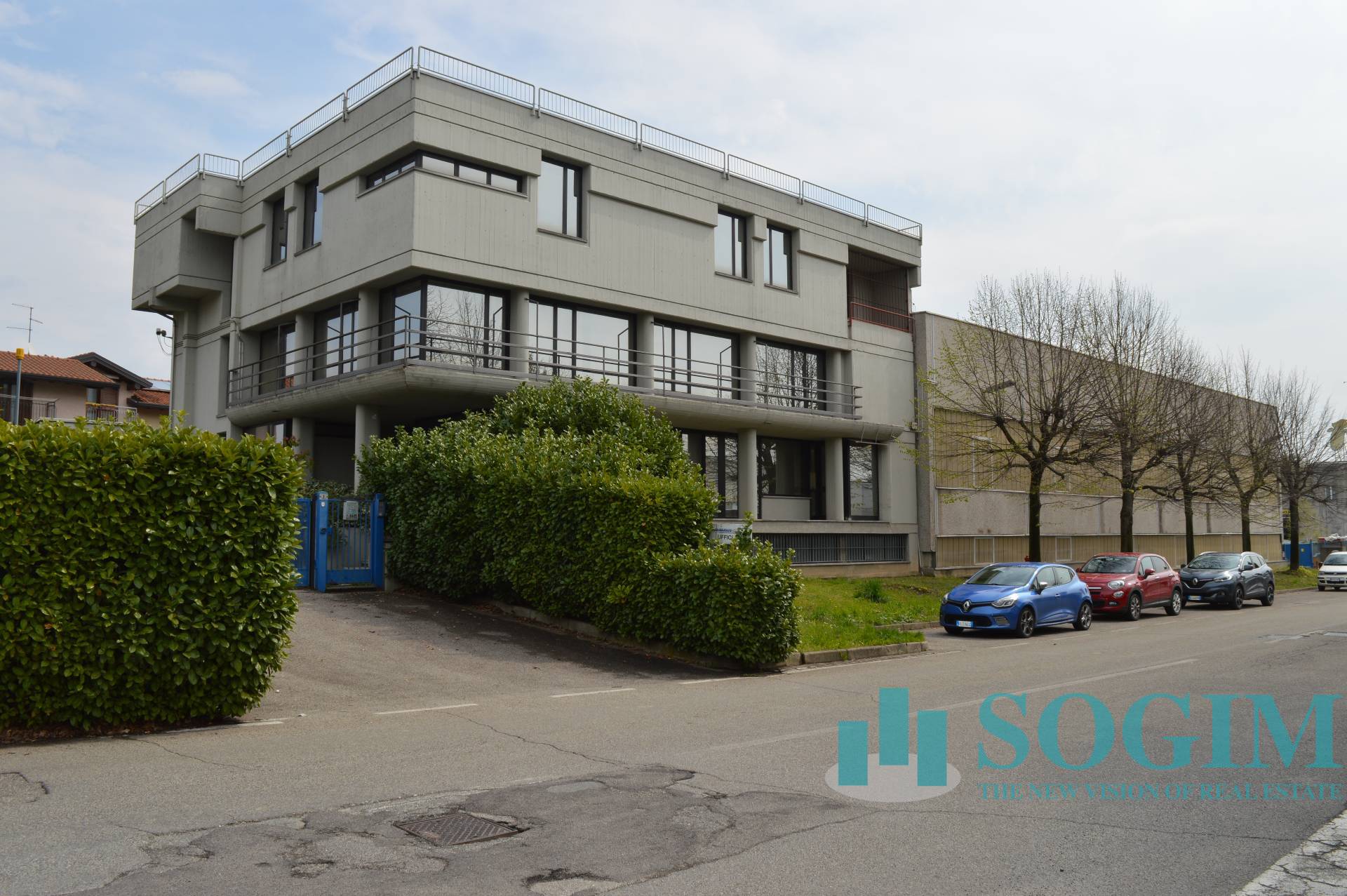 Capannone in vendita a Olgiate Comasco