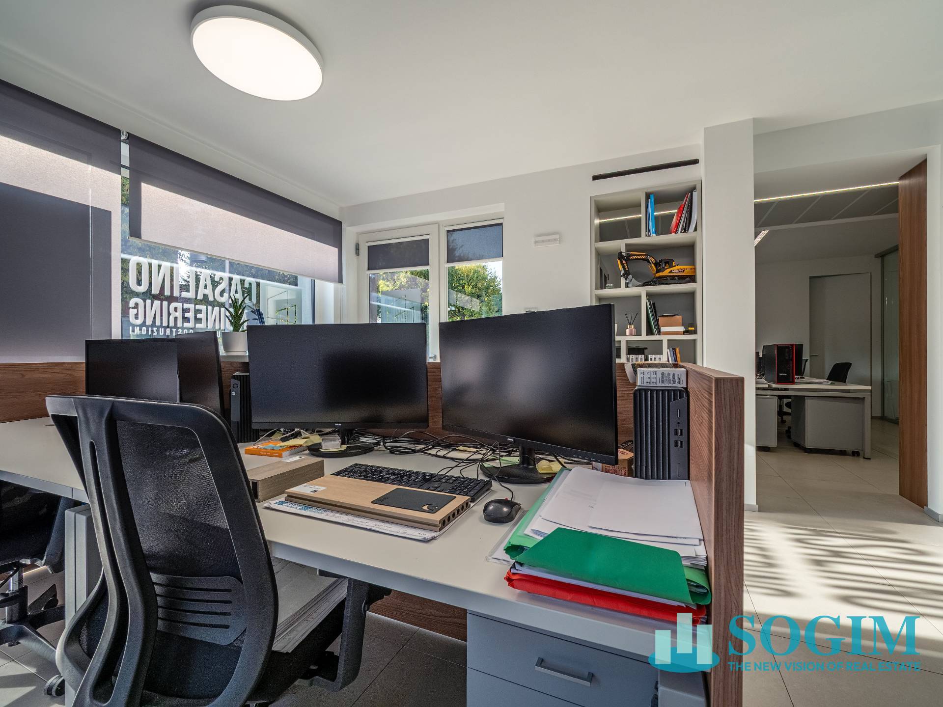 Ufficio in vendita a Mariano Comense