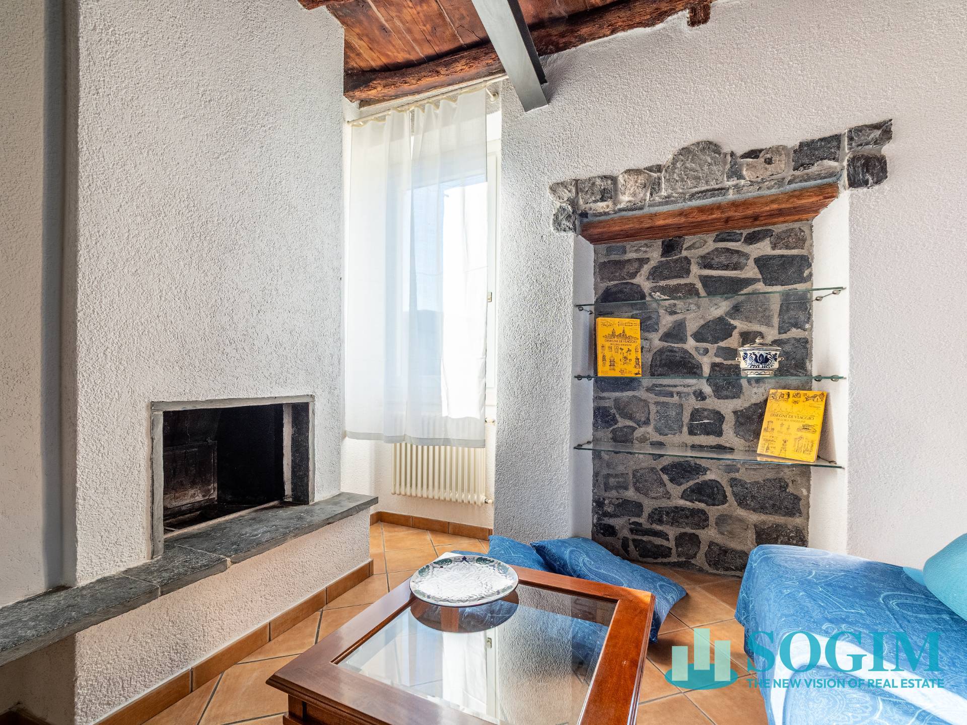 Appartamento in affitto a Como, Borghi