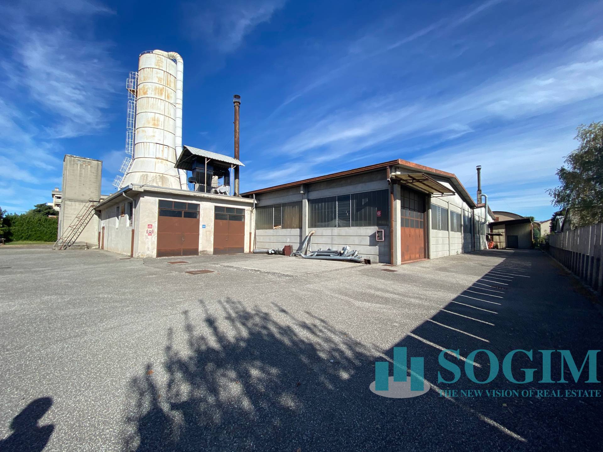 Capannone in vendita a Cant