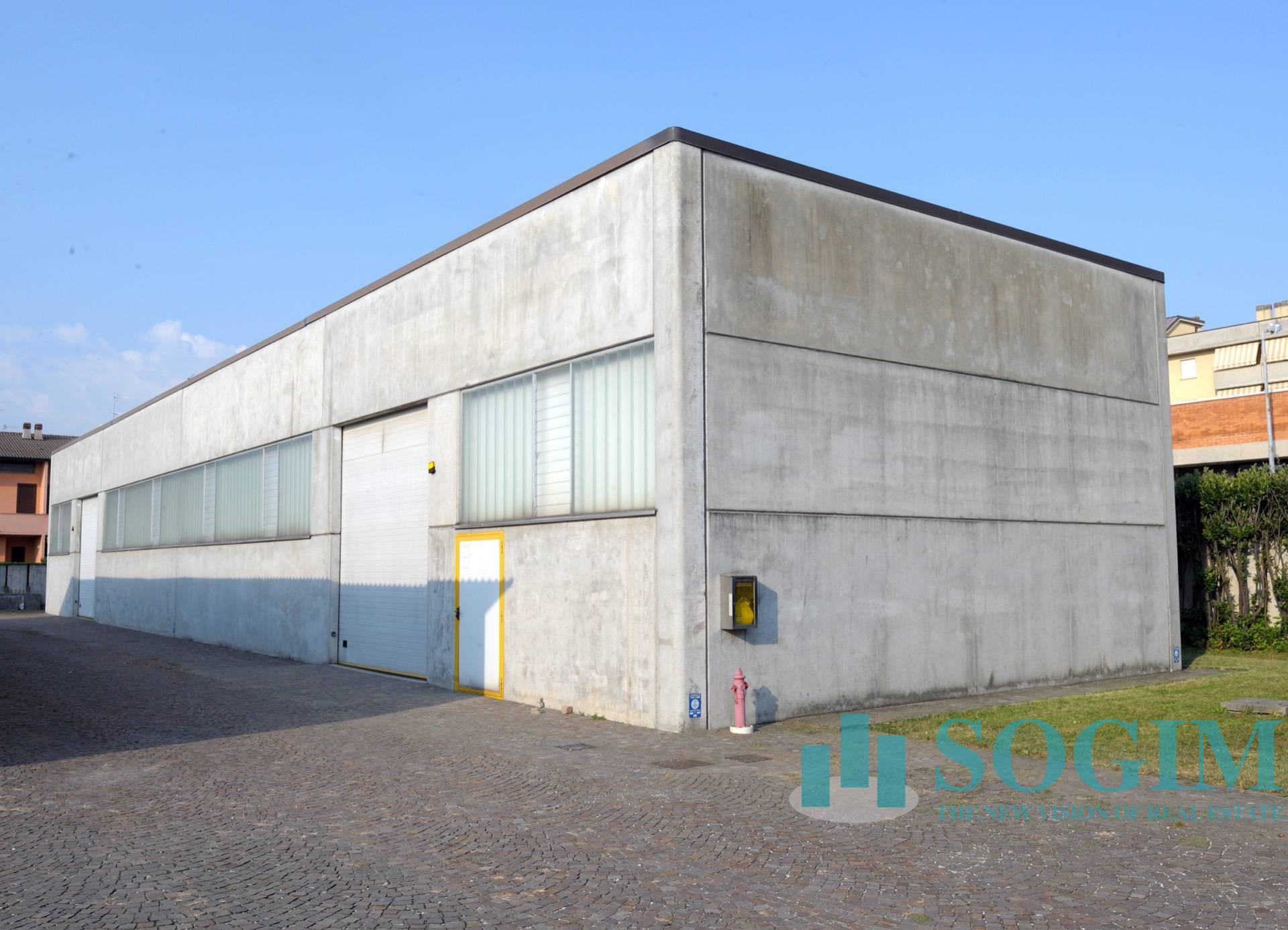 Capannone in vendita a Cant