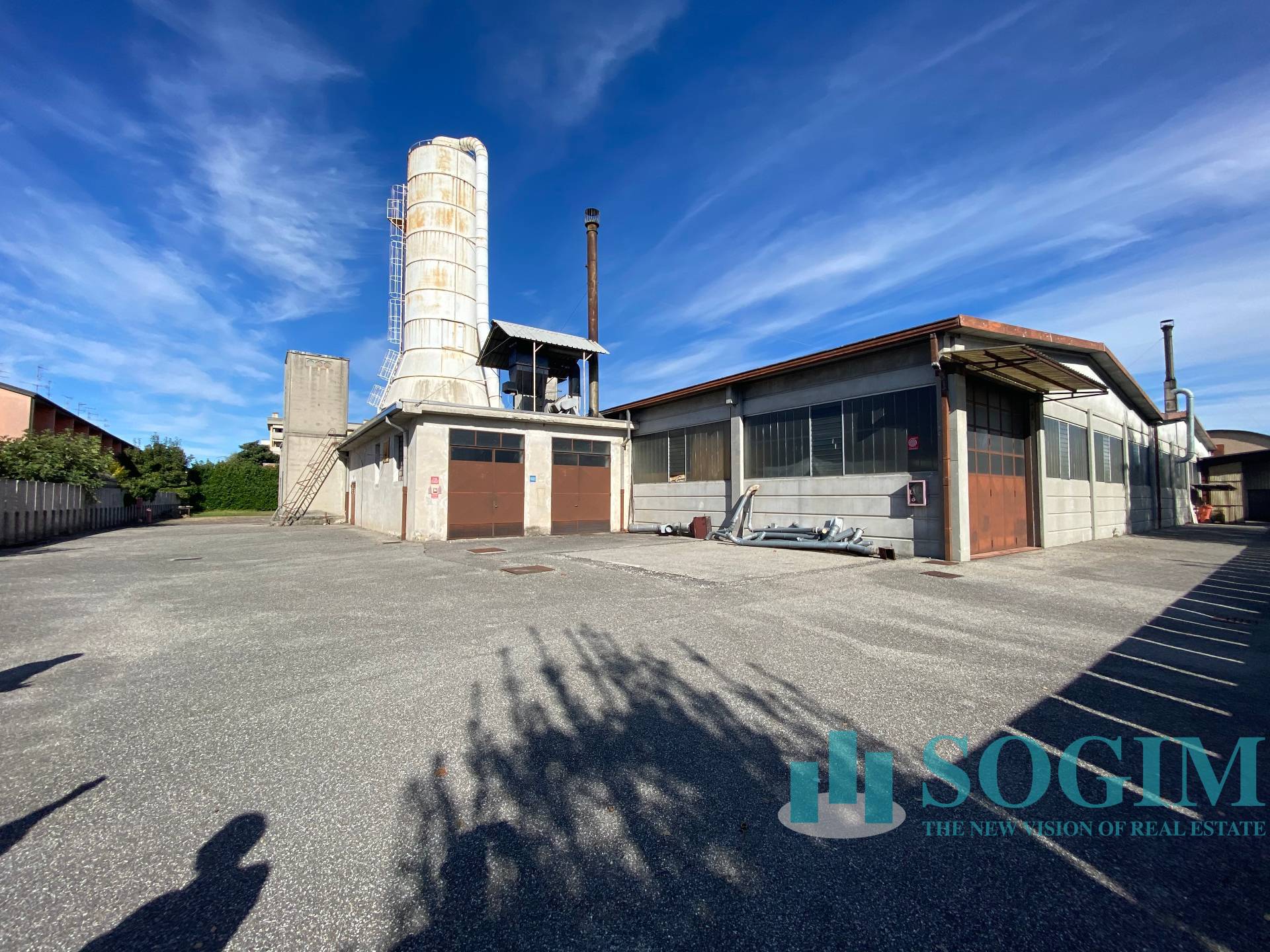 Capannone in vendita a Cant