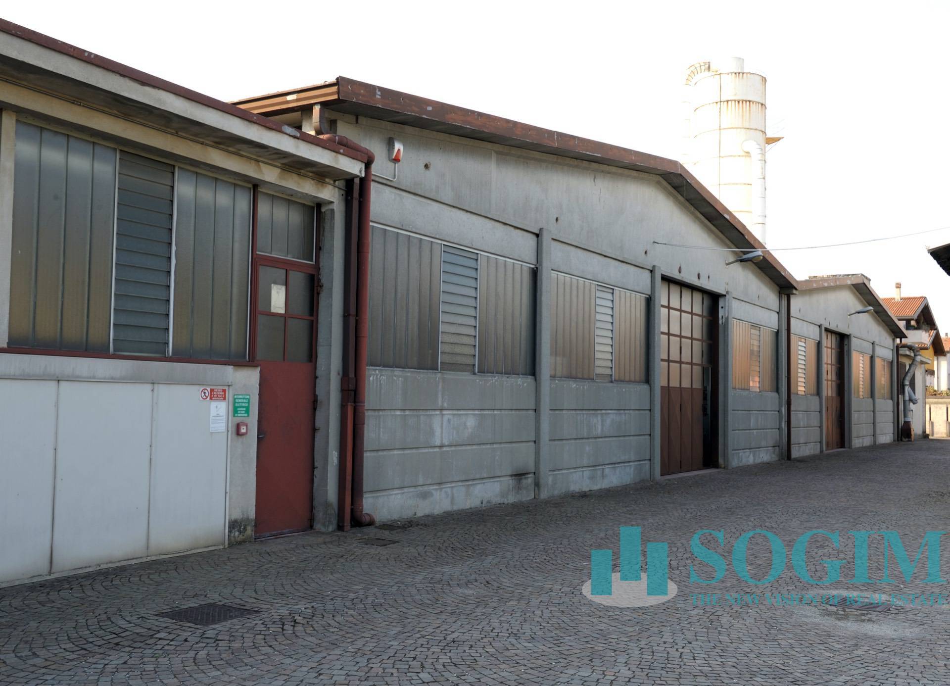 Capannone in vendita a Cant