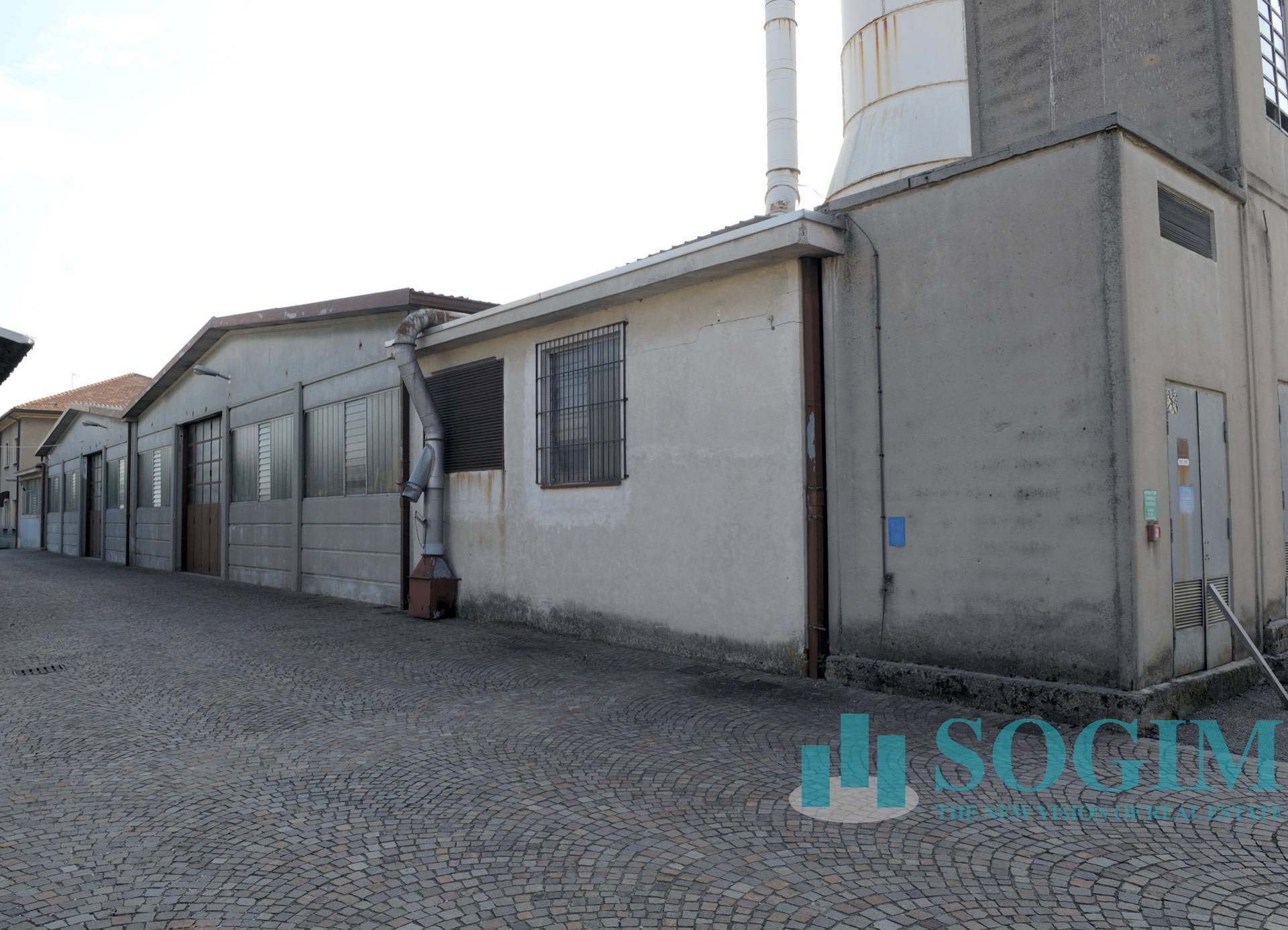 Capannone in vendita a Cant