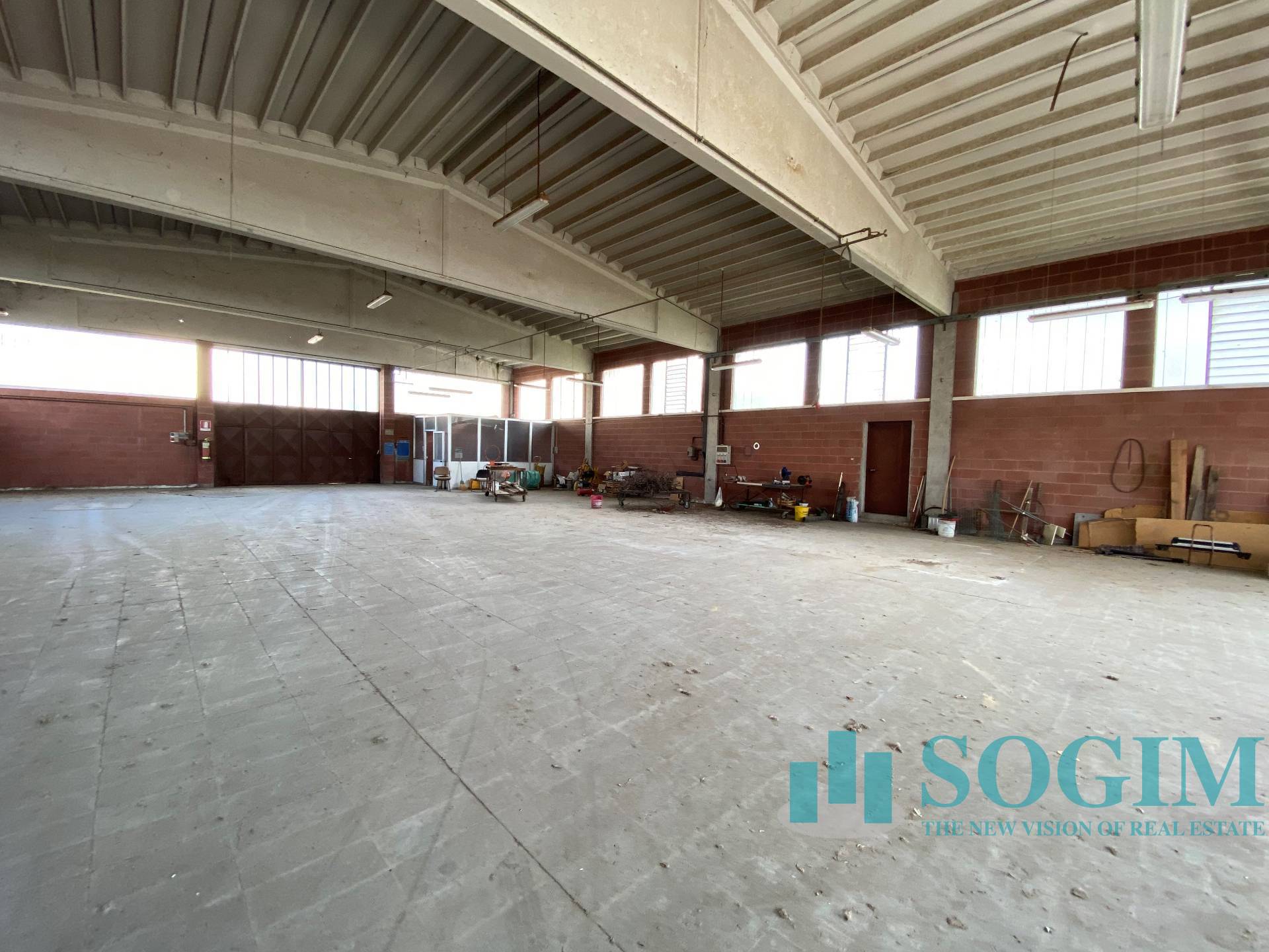 Capannone in vendita a Cant, Fecchio