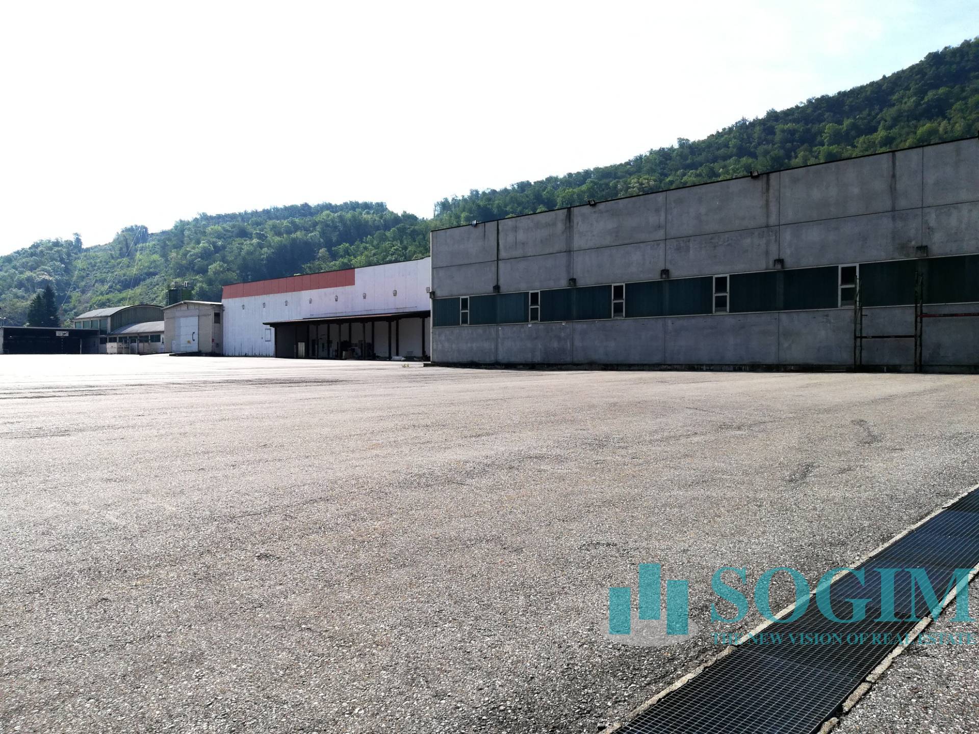 Capannone in vendita a Cittiglio