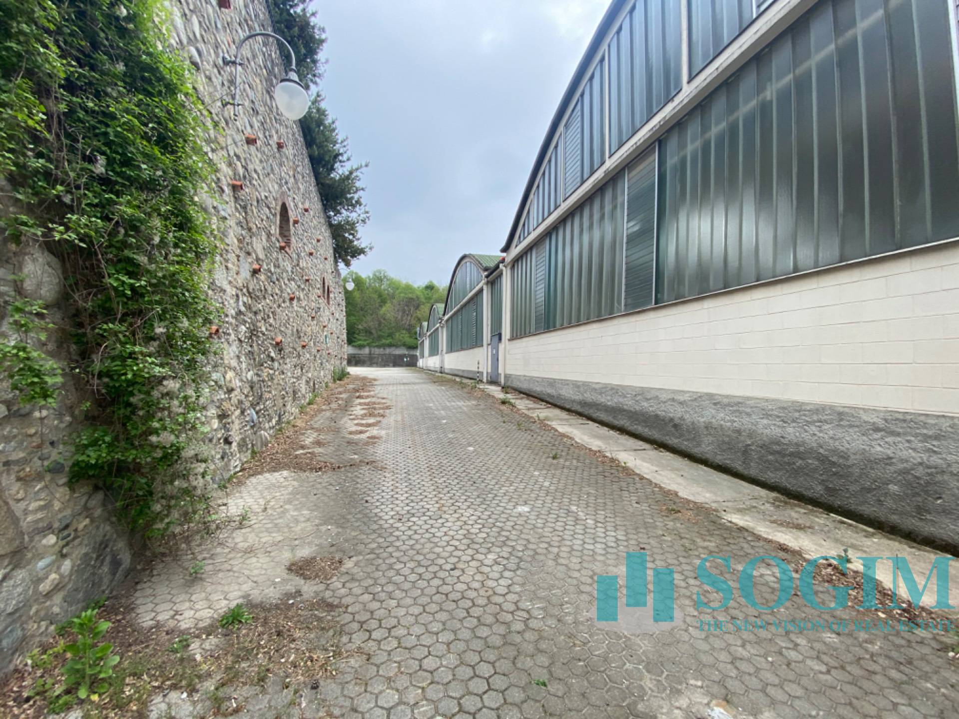 Capannone in affitto a Cant