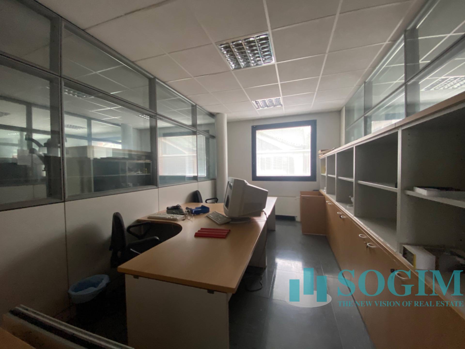 Ufficio in affitto a Cant