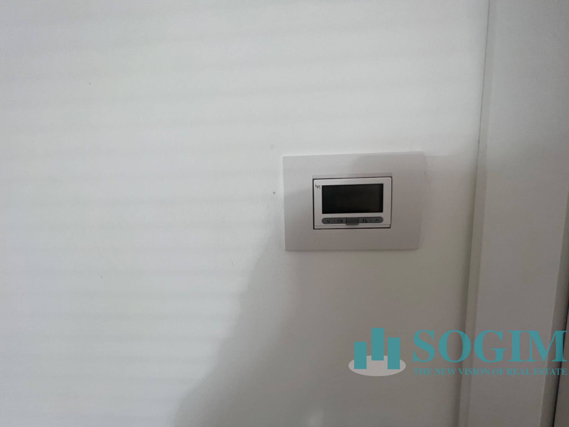 Ufficio in affitto a Bregnano