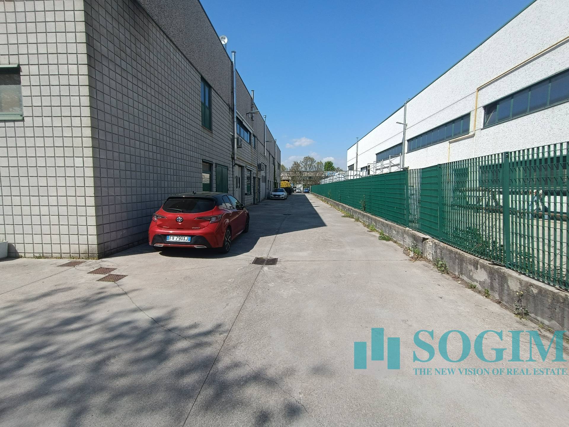 Deposito/Magazzino in vendita a Lurago Marinone