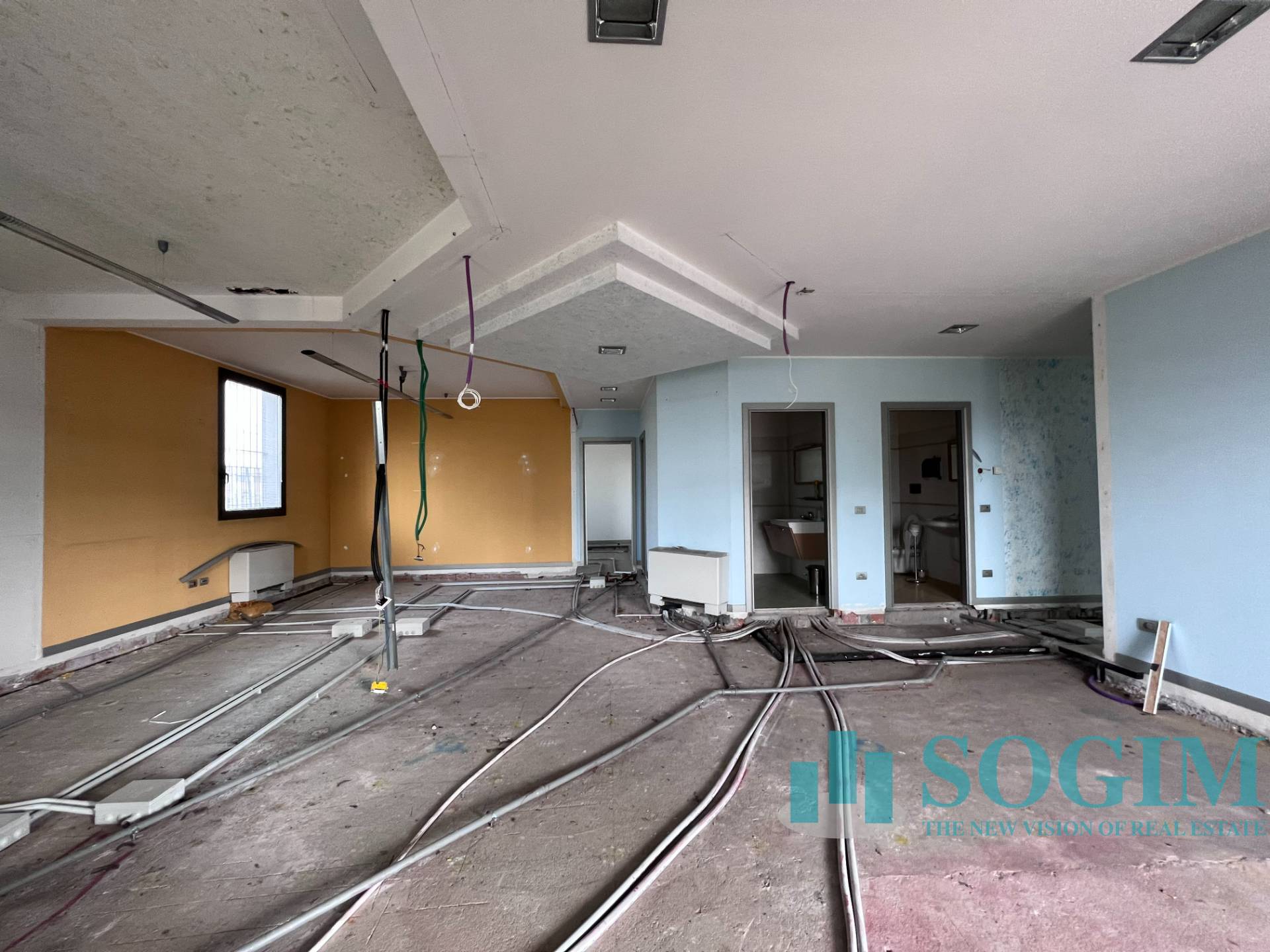 Ufficio in vendita a Rovello Porro