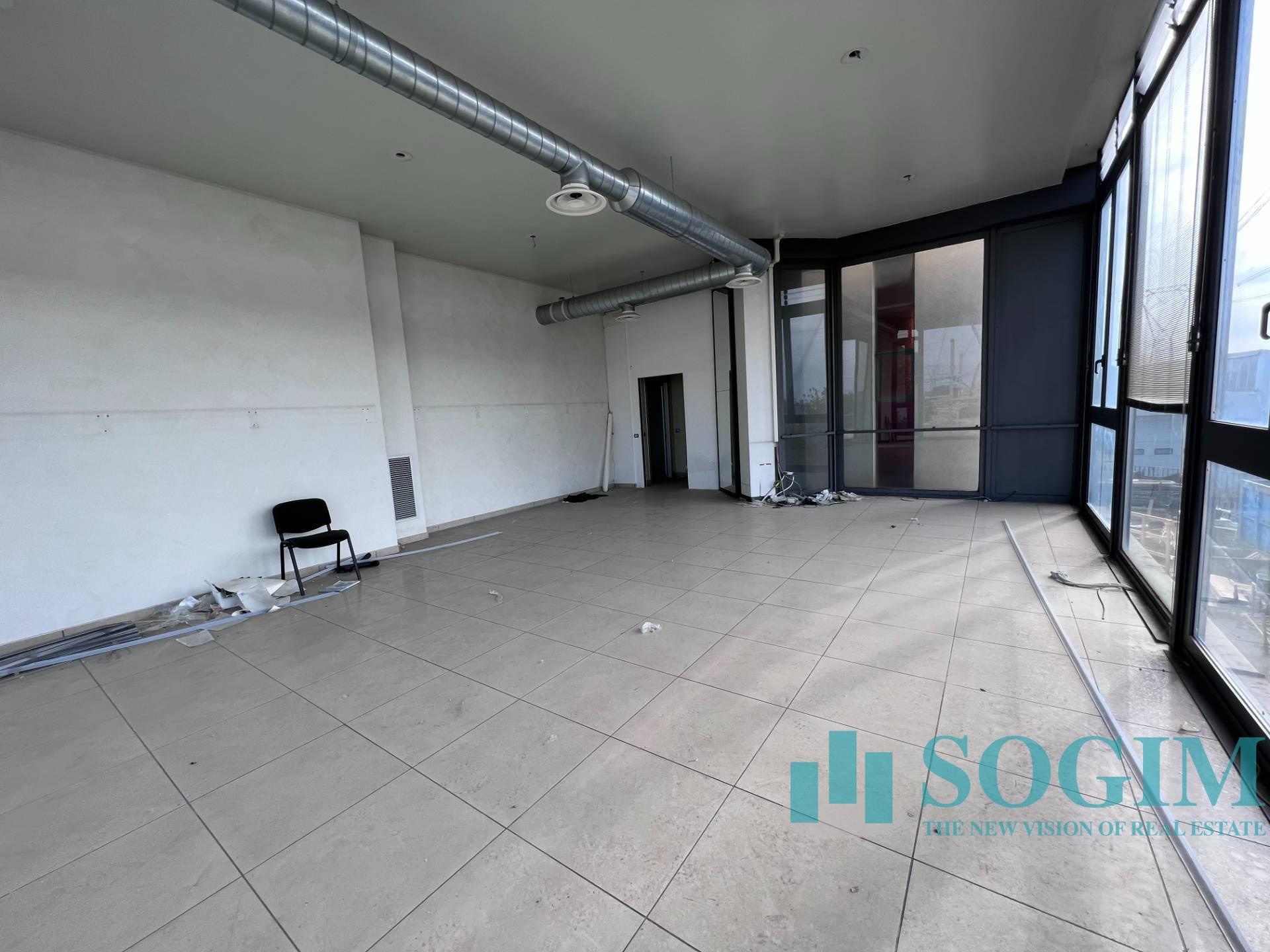 Ufficio in vendita a Rovello Porro