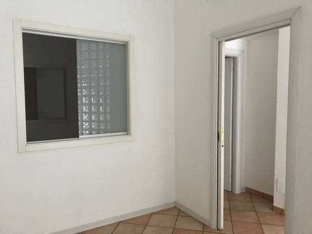 Ufficio in vendita a Cant