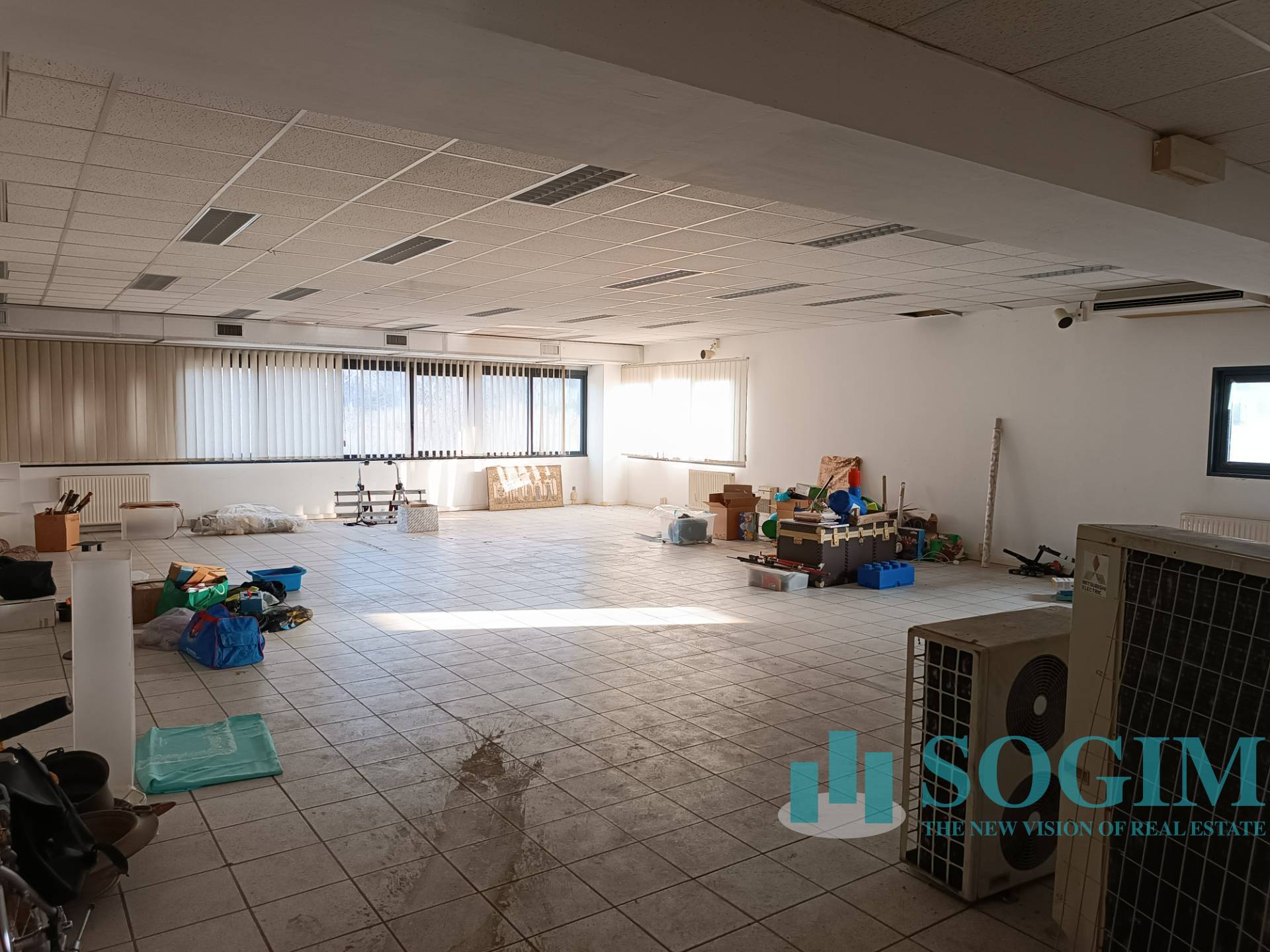 Immobile commerciale in vendita a Villa Guardia