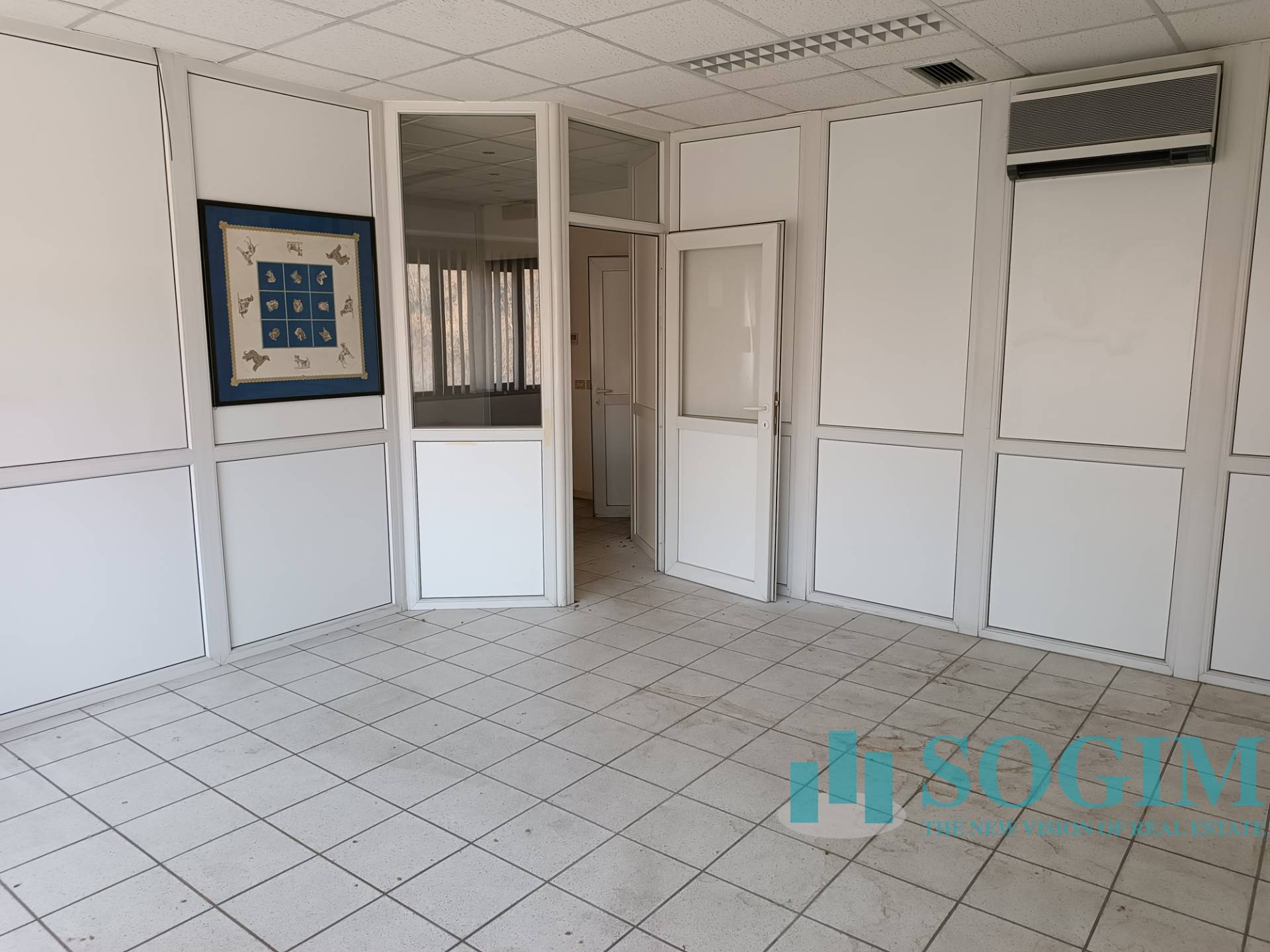 Immobile commerciale in vendita a Villa Guardia