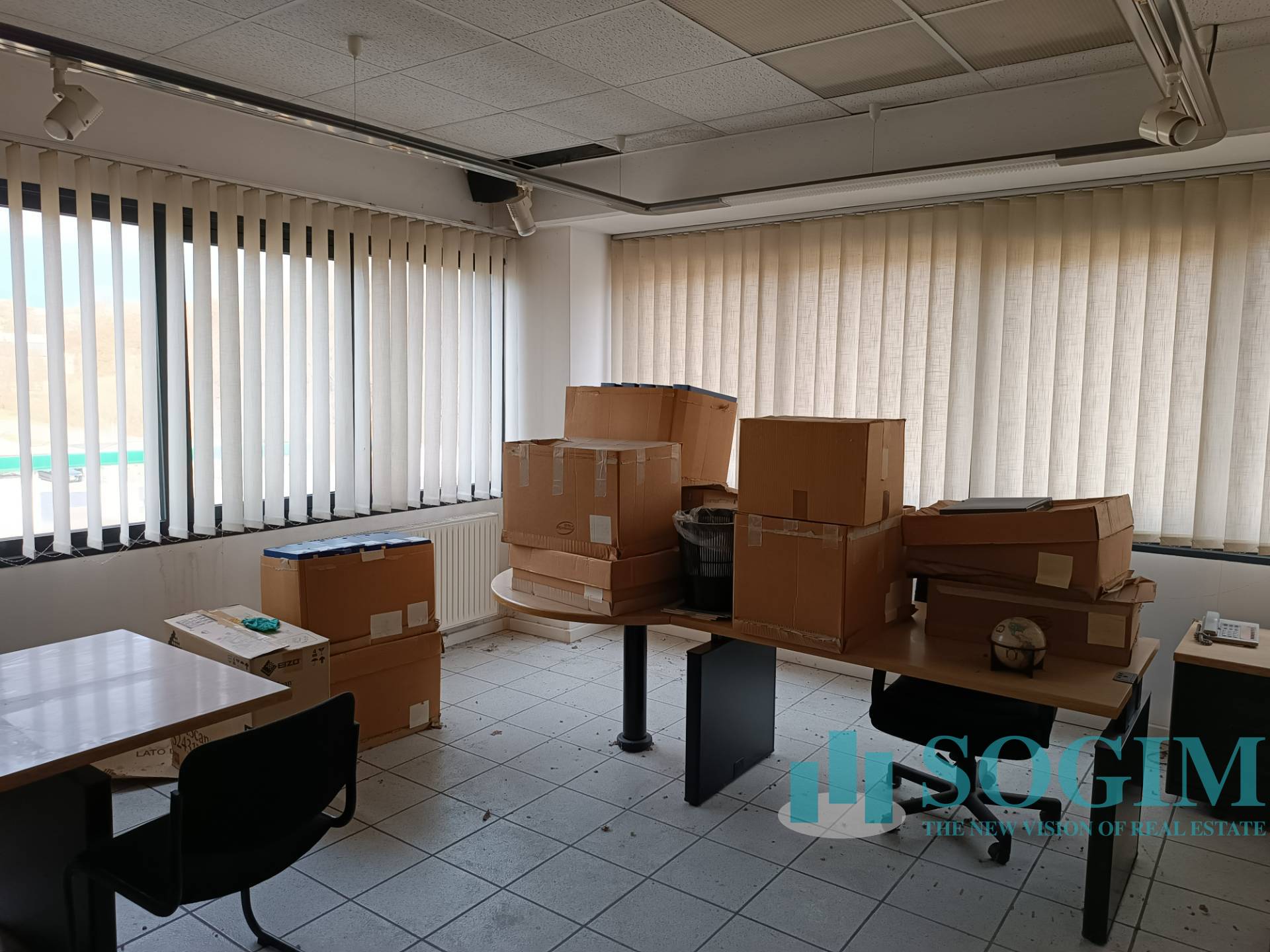 Immobile commerciale in vendita a Villa Guardia