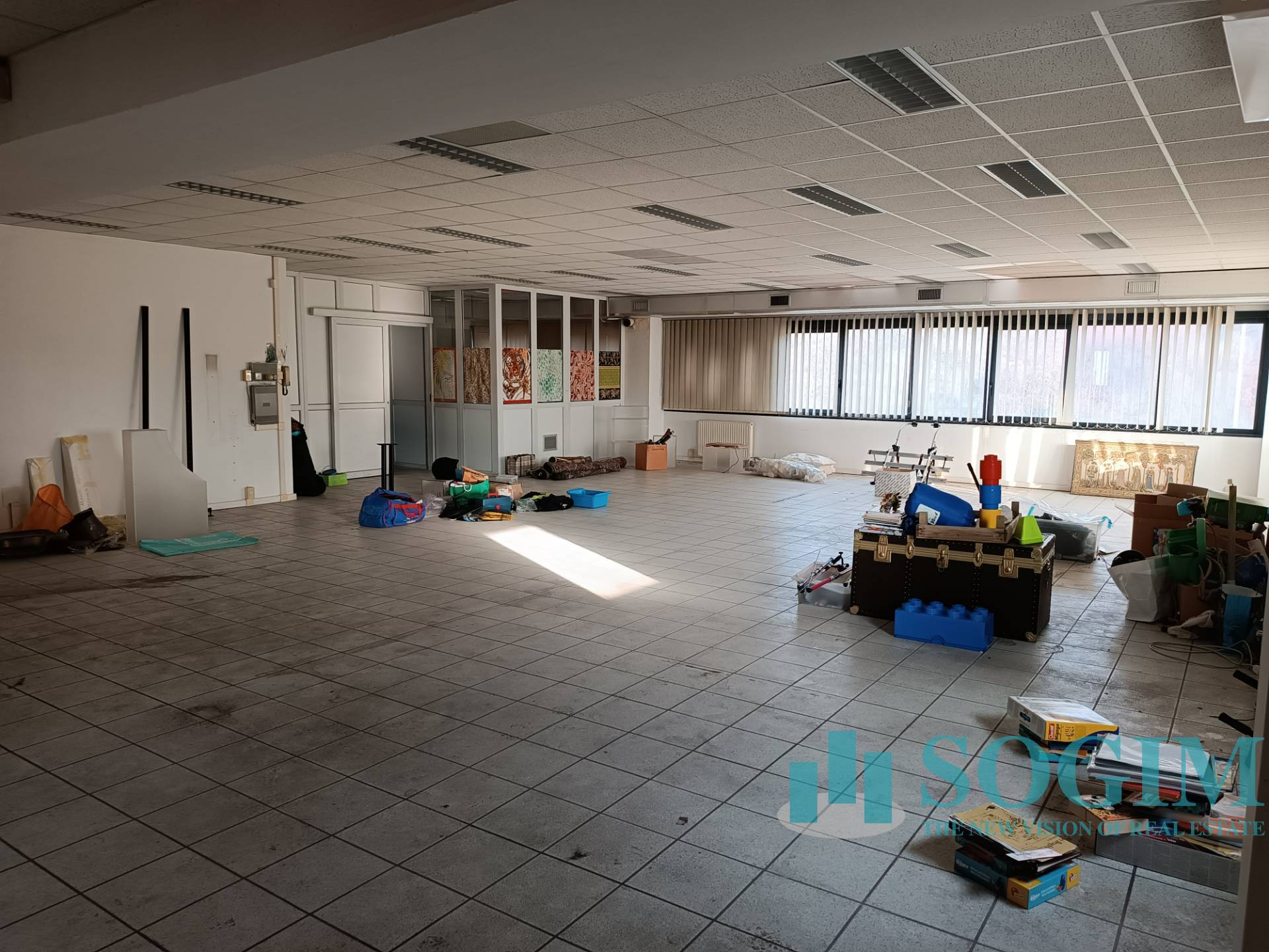 Immobile commerciale in vendita a Villa Guardia