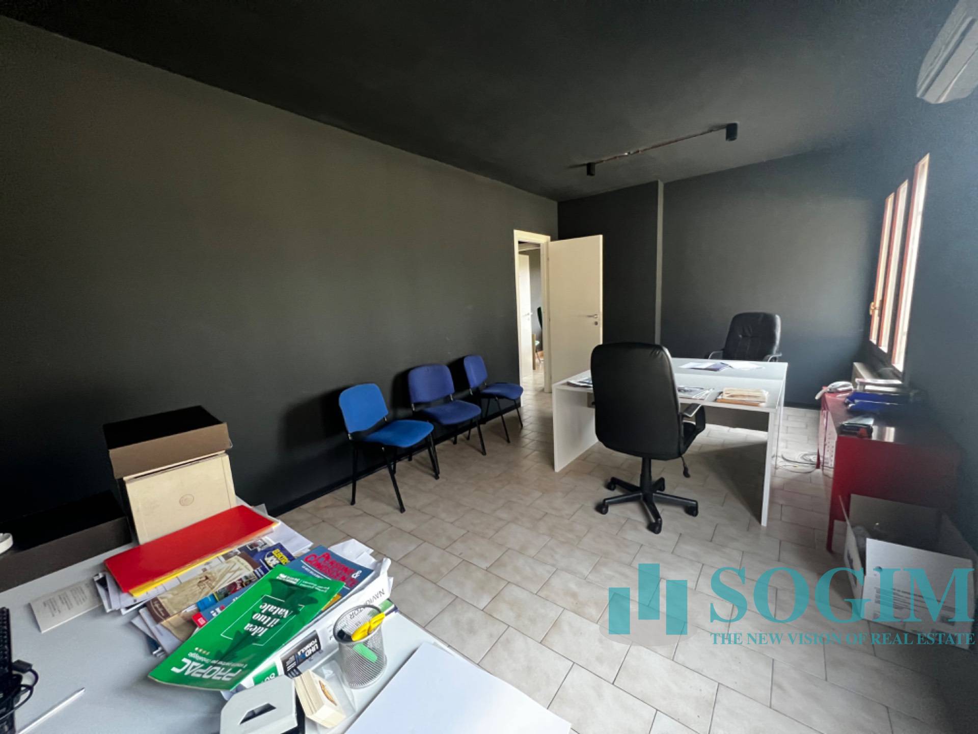 Ufficio in affitto a Vertemate con Minoprio