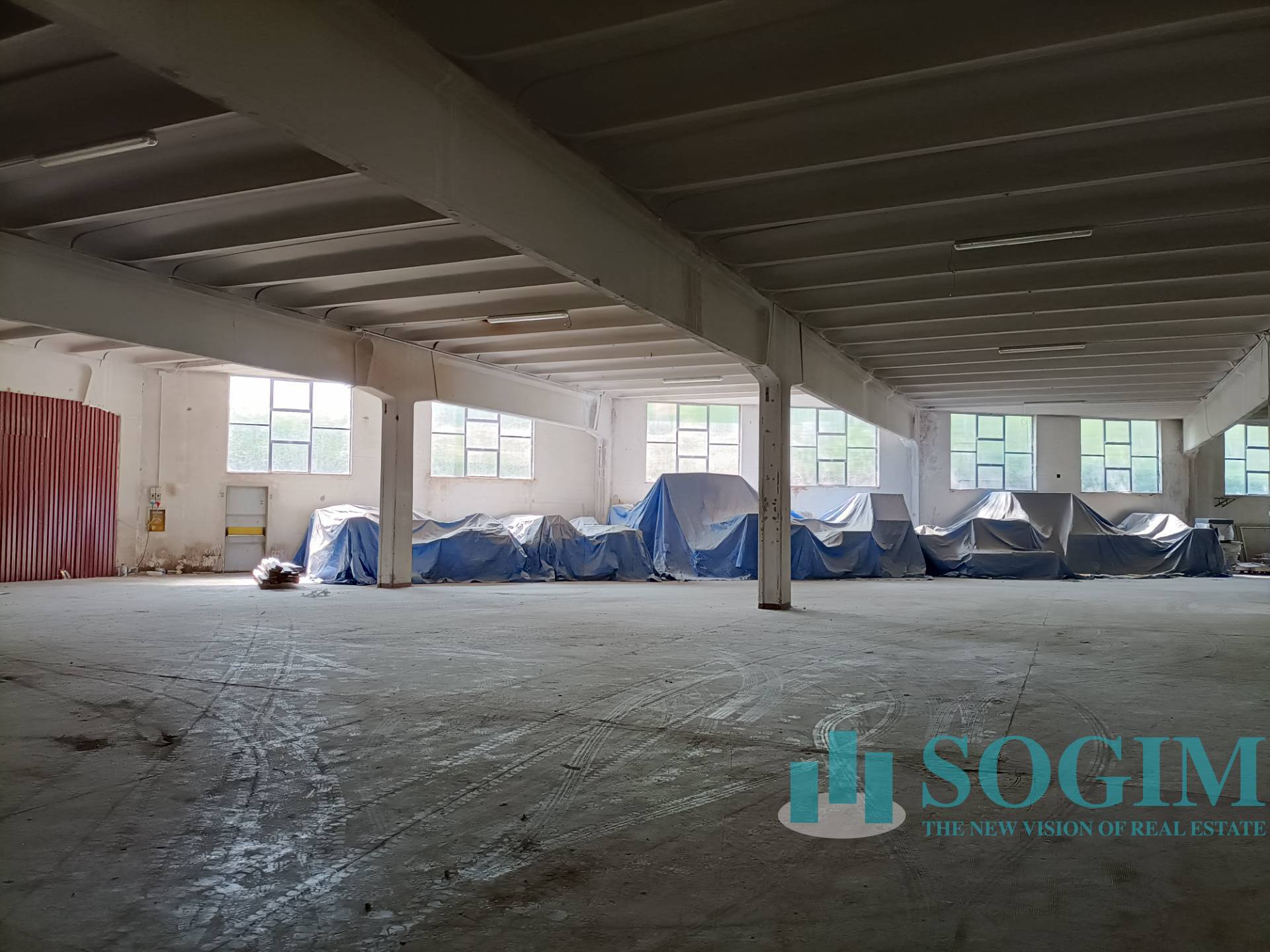 Capannone in vendita a Inverigo