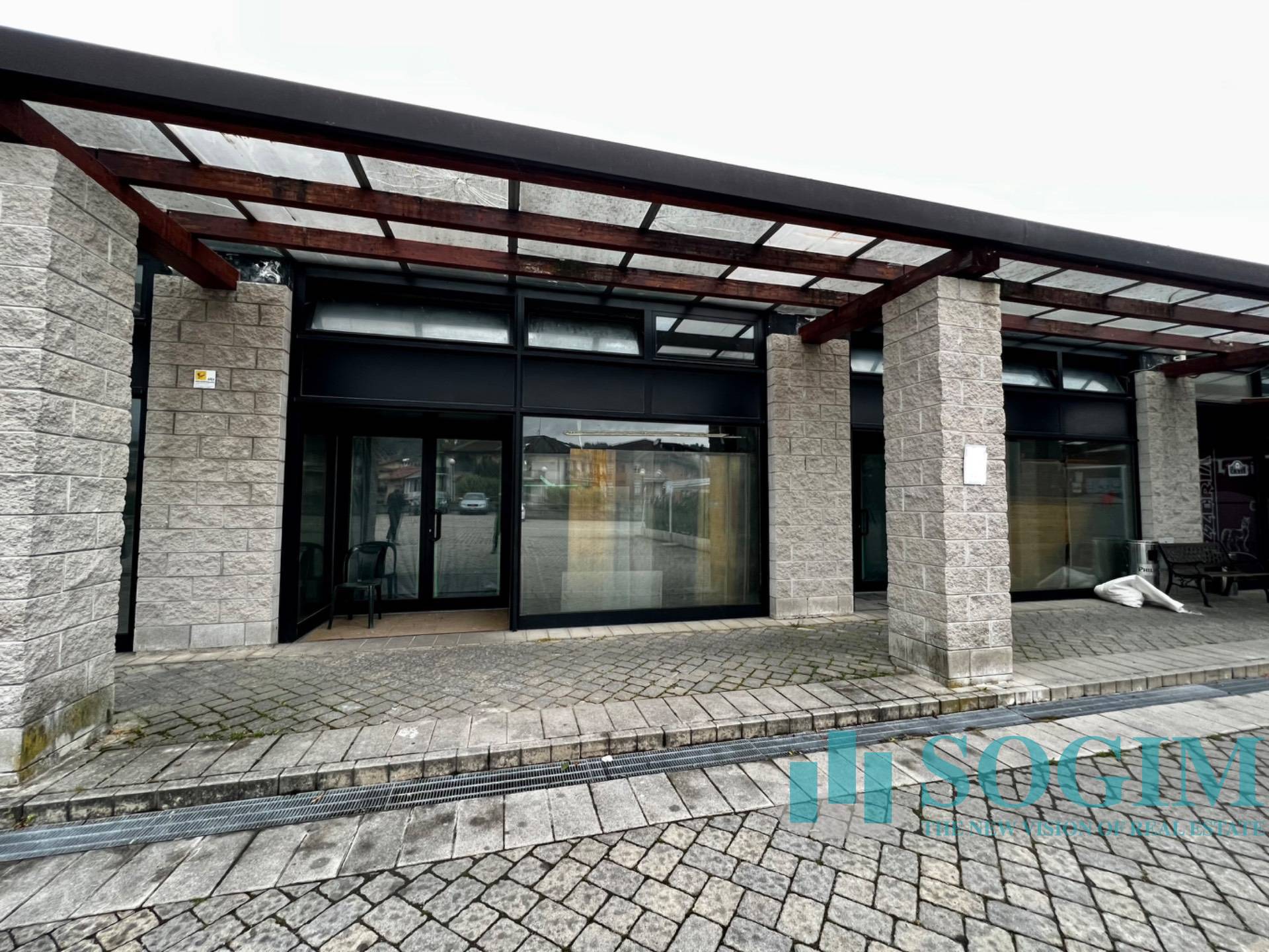 Deposito/Magazzino in vendita a Senna Comasco