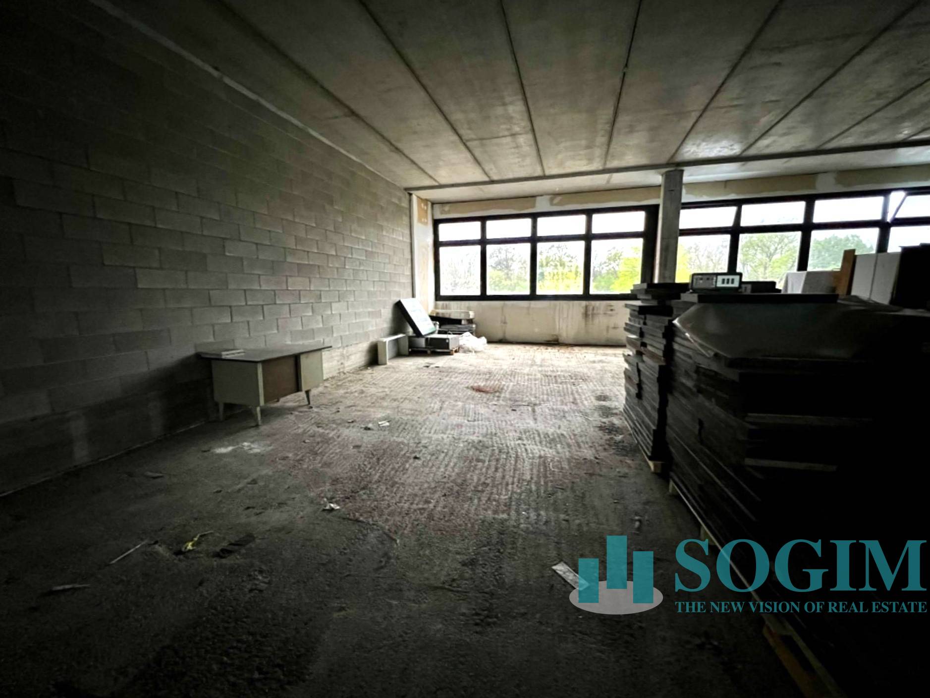 Deposito/Magazzino in vendita a Senna Comasco