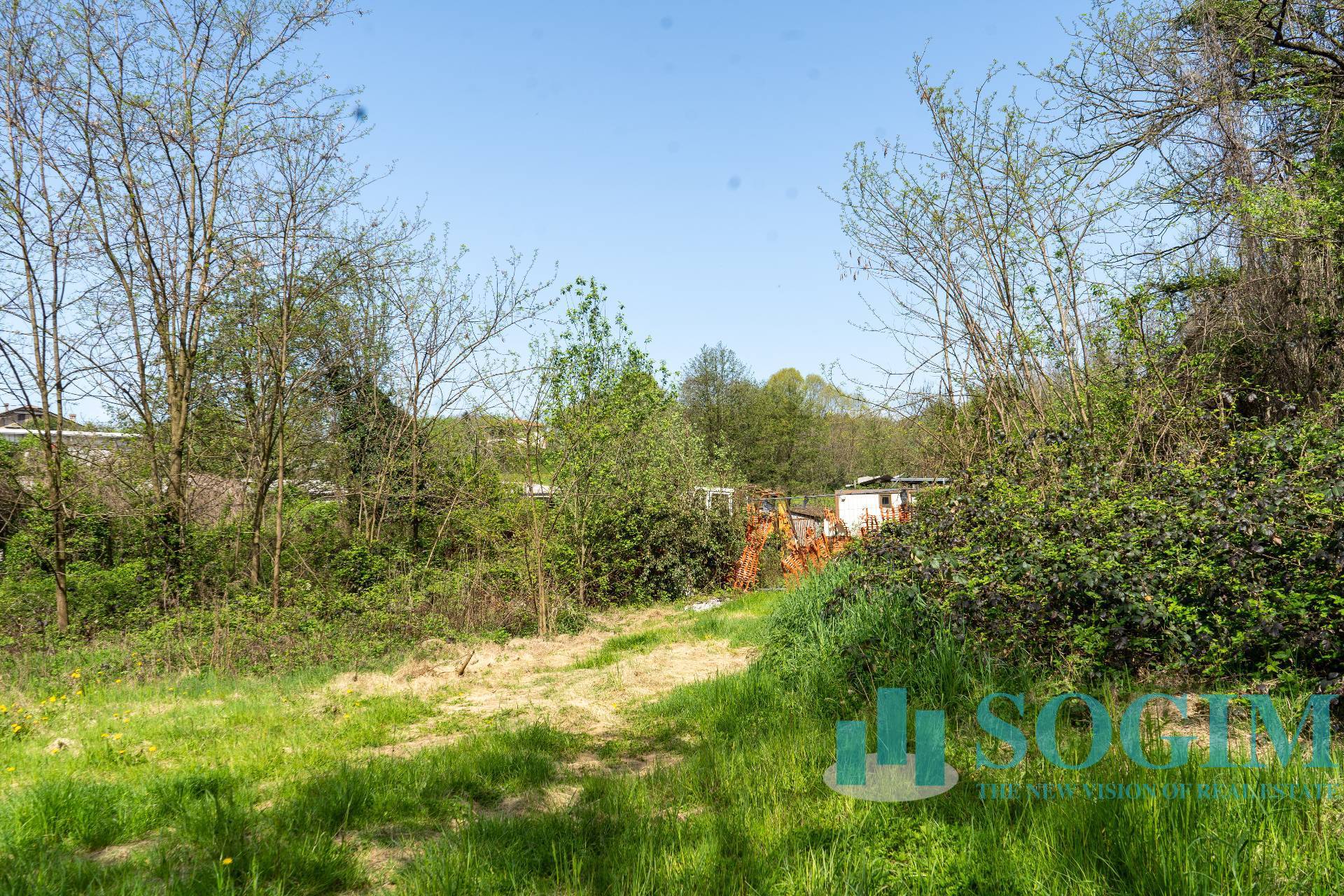 Terreno commerciale in vendita a Cant