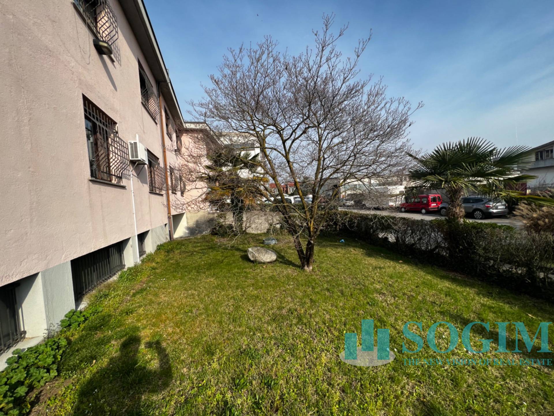 Ufficio in affitto a Vertemate con Minoprio